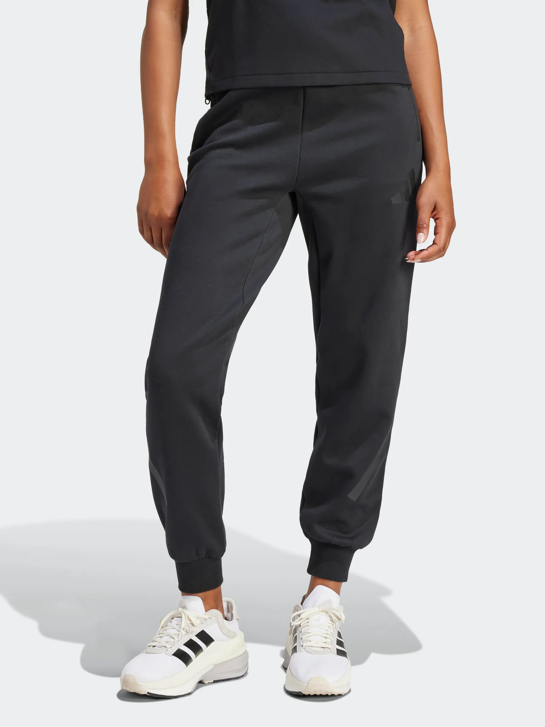 Comfortable Fabric ReinforcedPockets Z.N.E Track Pant