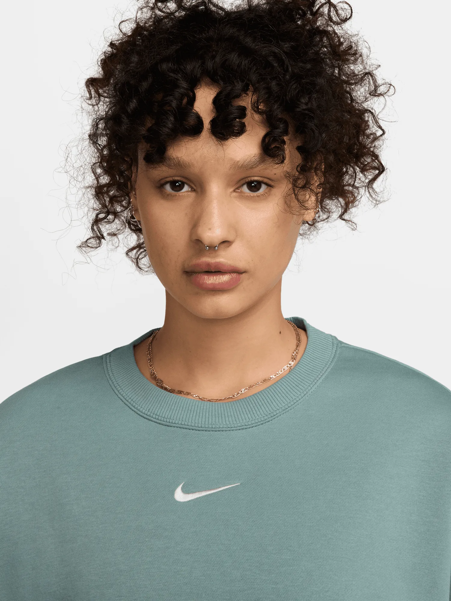 Sportswear Phoenix Fleece Oversized Crew Zippered Closure Beach Walk