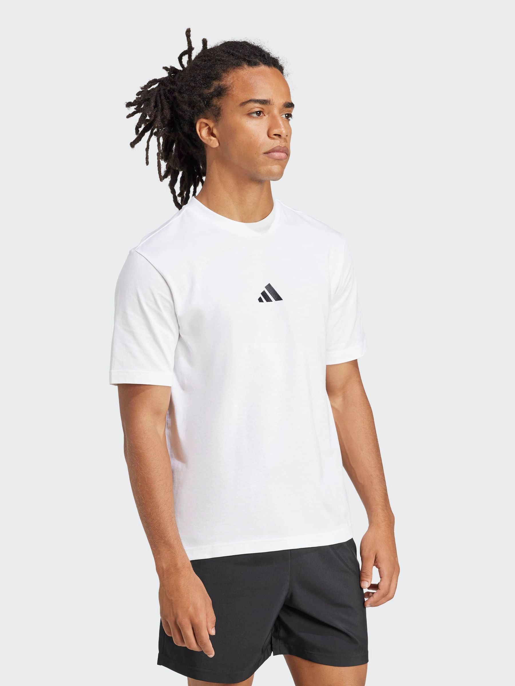 Essentials Small Logo Single Jersey T-Shirt Soft Touch Texture Breathable Material