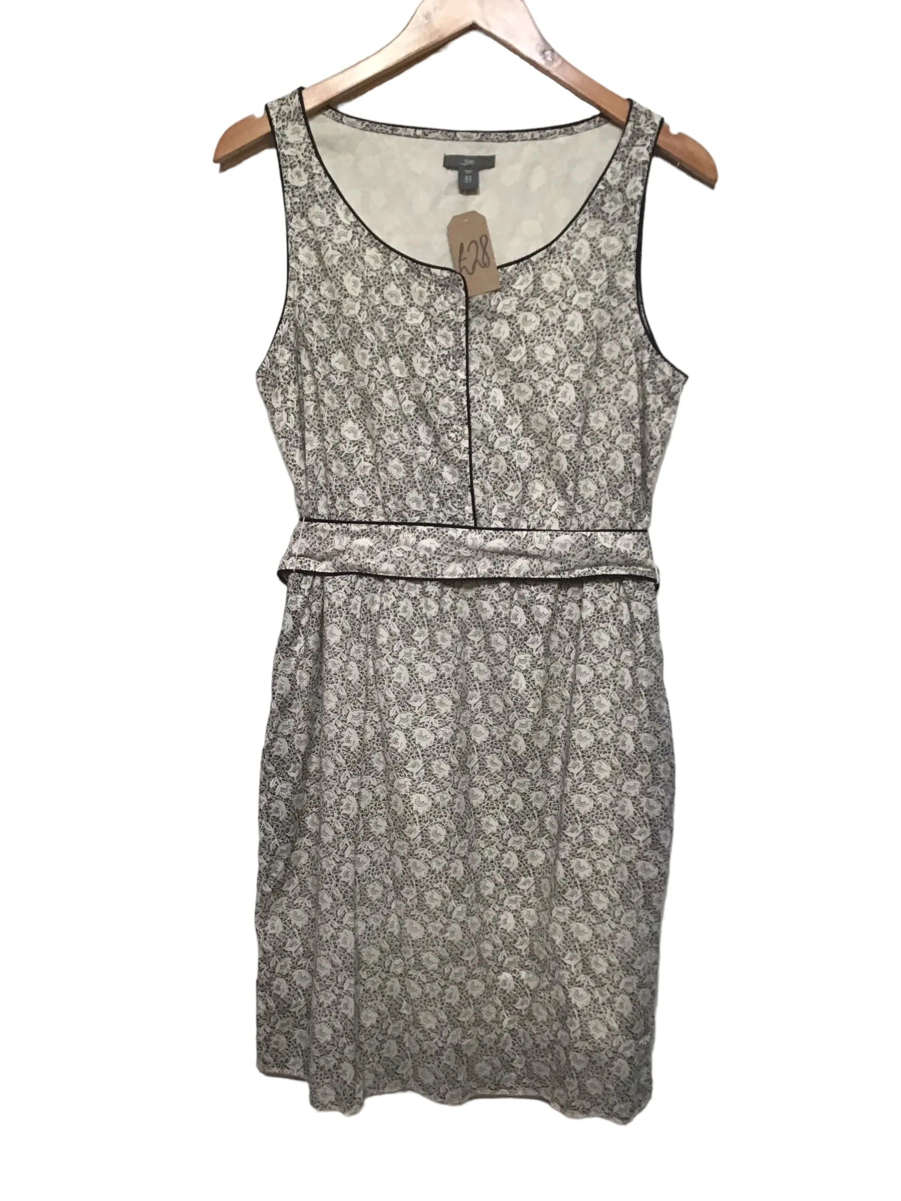 Comfort Layer Gap Dress (Size L)