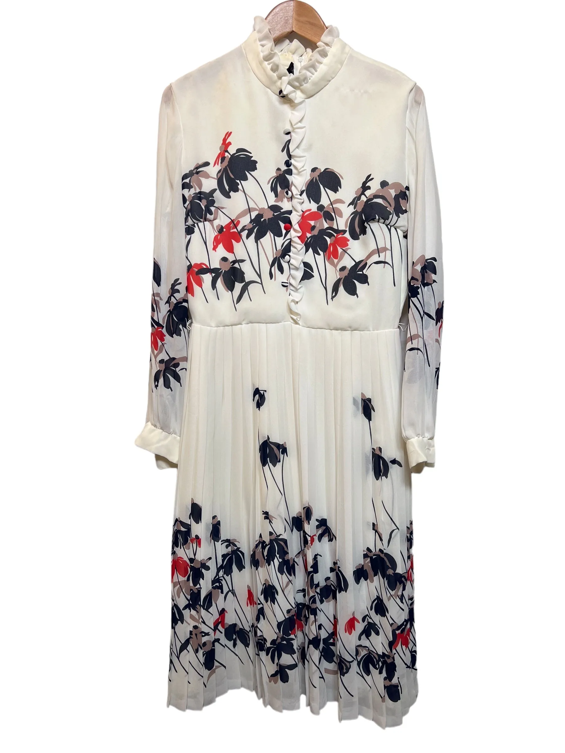 Geraldine White Floral Dress size S/M Festival Mood Wrap Charm