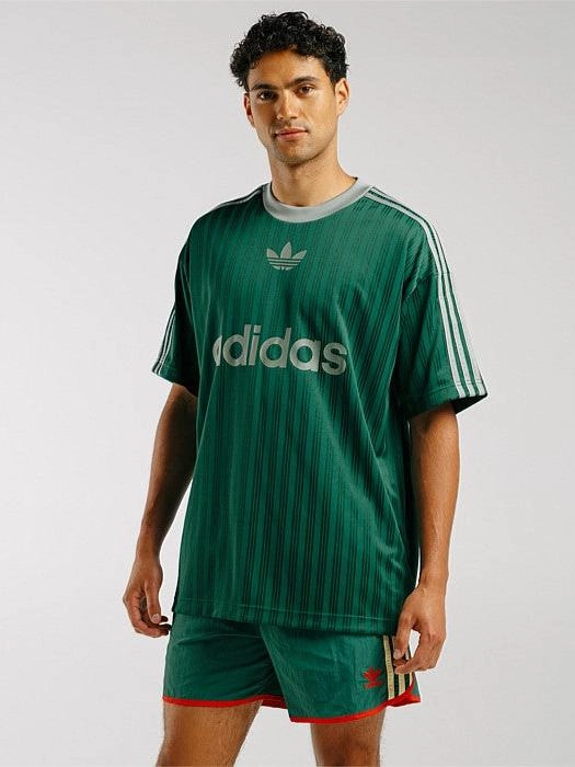 Travel Essential Adicolor T-Shirt