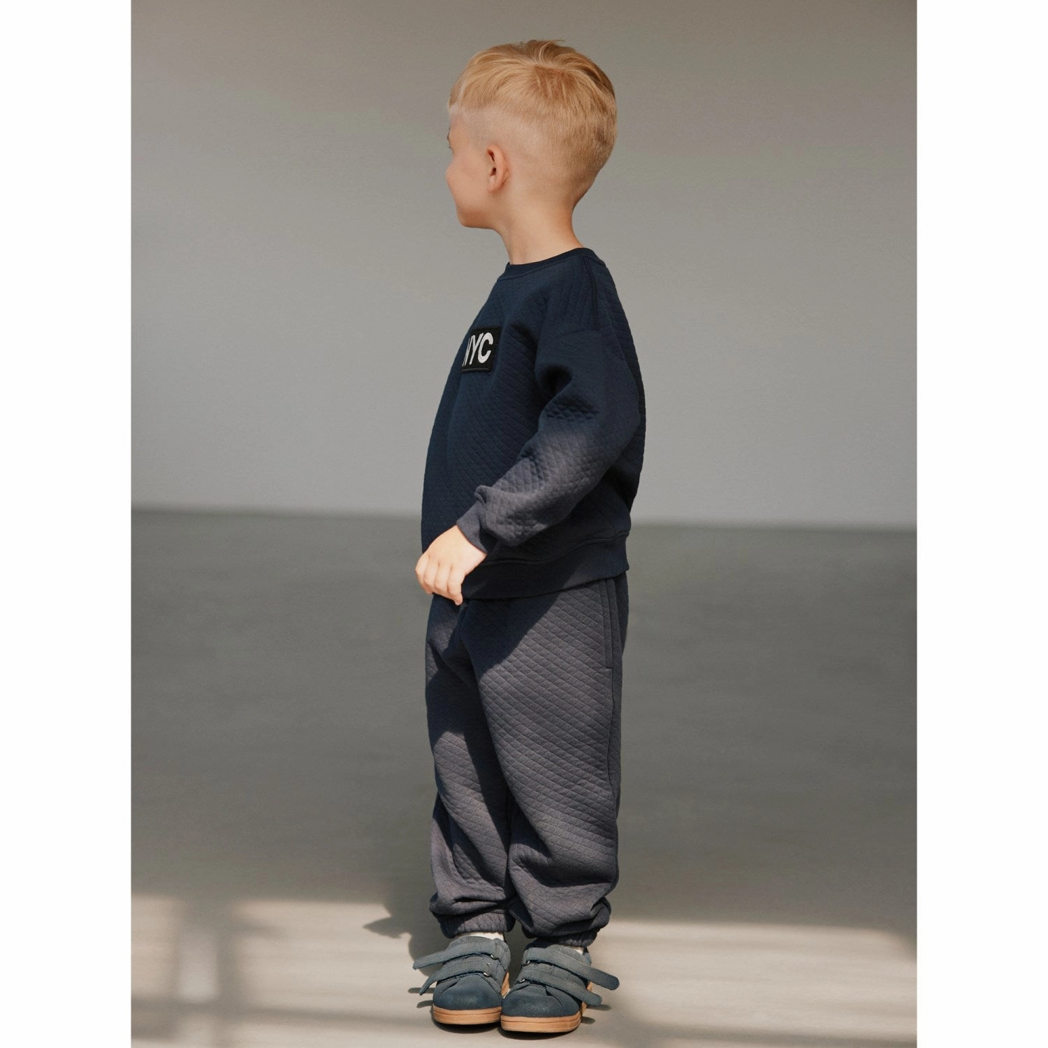 Sofie Schnoor Black Sweatpants Windresistant outer shell Skating