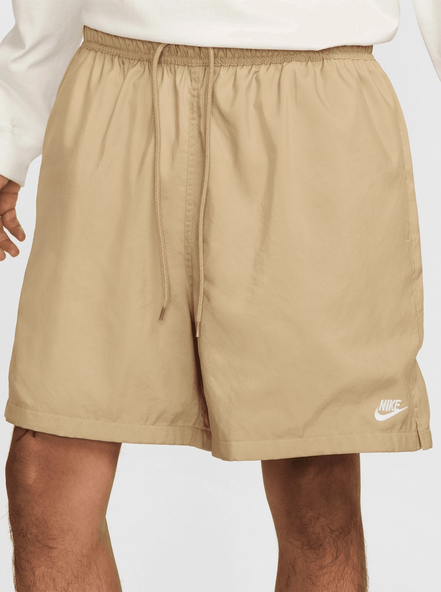 Club Woven Flow Shorts Stretchable sequined details