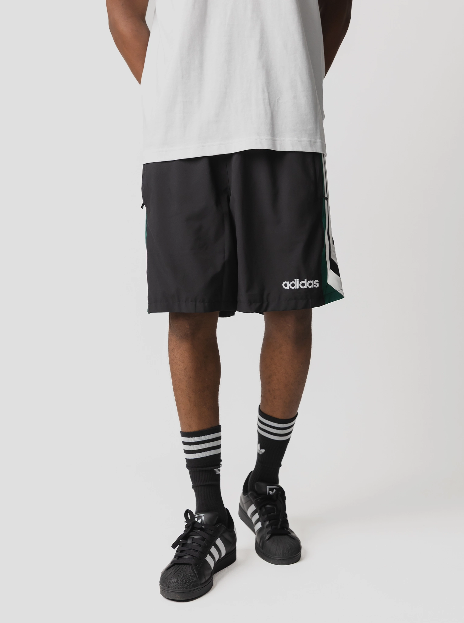 Abrasion Resistant Surface 90s Football Short