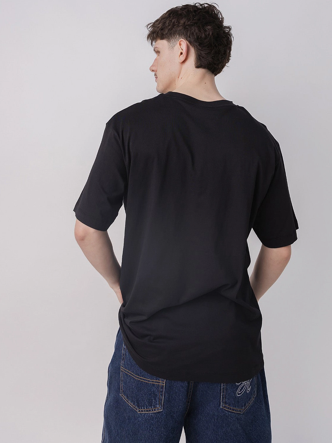 Graphic Summer Tee Casual Layers Versatile Wardrobe Piece