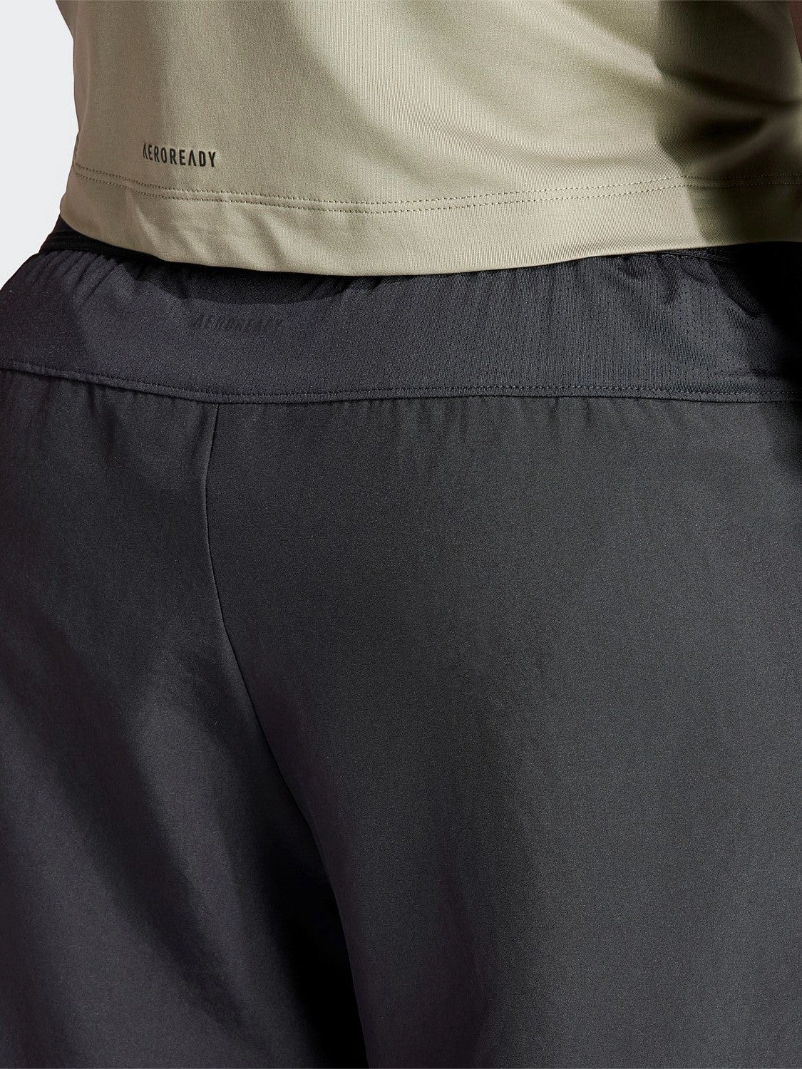 Smooth Fabric Striped Pattern Gym  WV Short