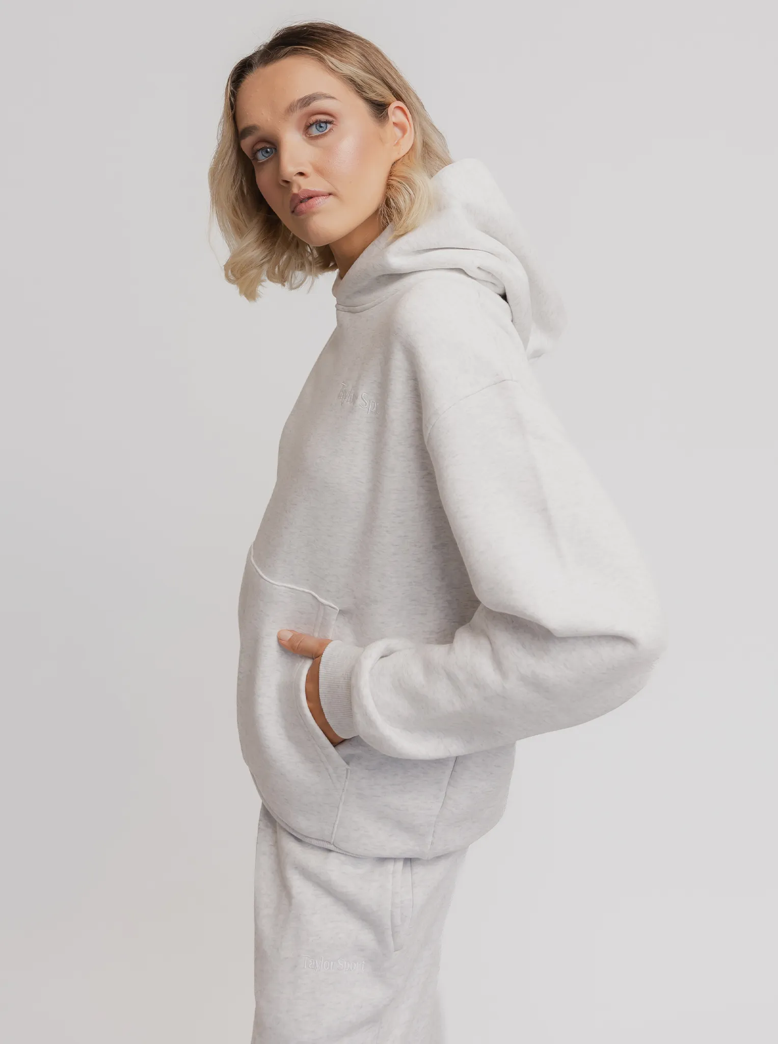 Heritage Hoodie In Snow Marle Poly Cotton Blend