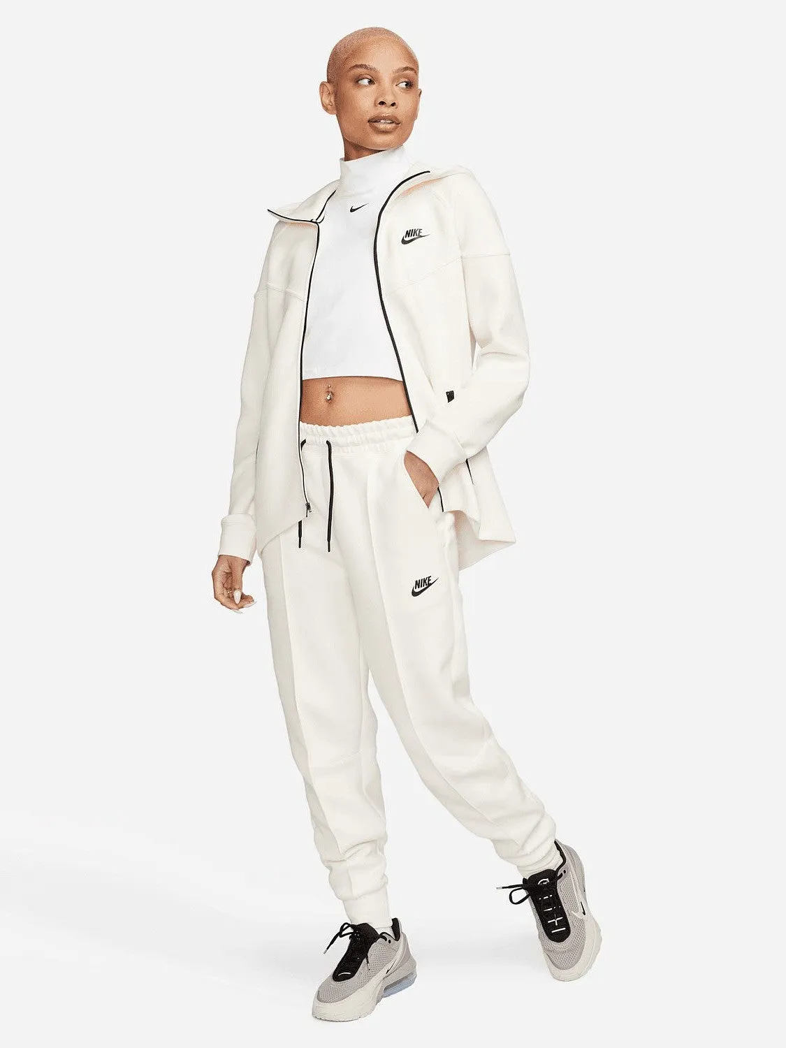 Seasonless wear Sleek Design Sportswear Tech Fleece Mid-Rise Jogger