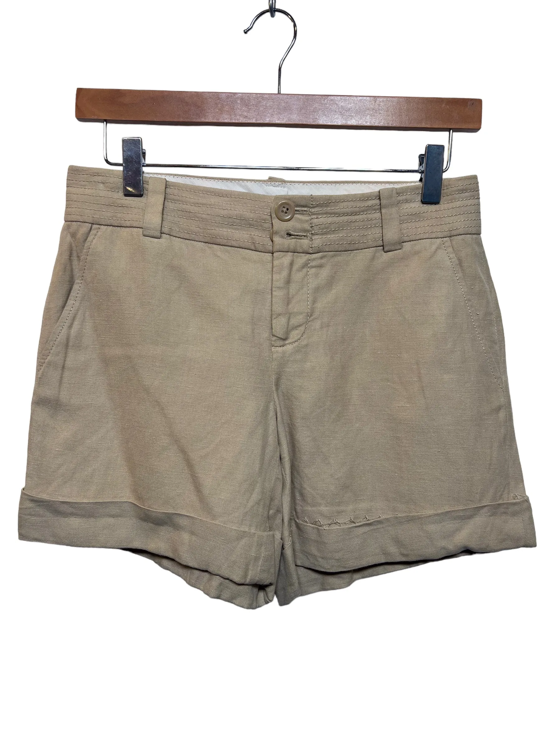 Banana Republic Women??s Tan Shorts (Size M) MoistureWickingLining ethical fashion