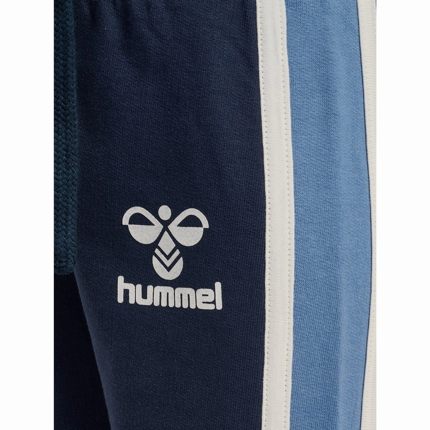 Hummel Blue Nights Bobby Sweatpants Attitude Casual wearer clothing