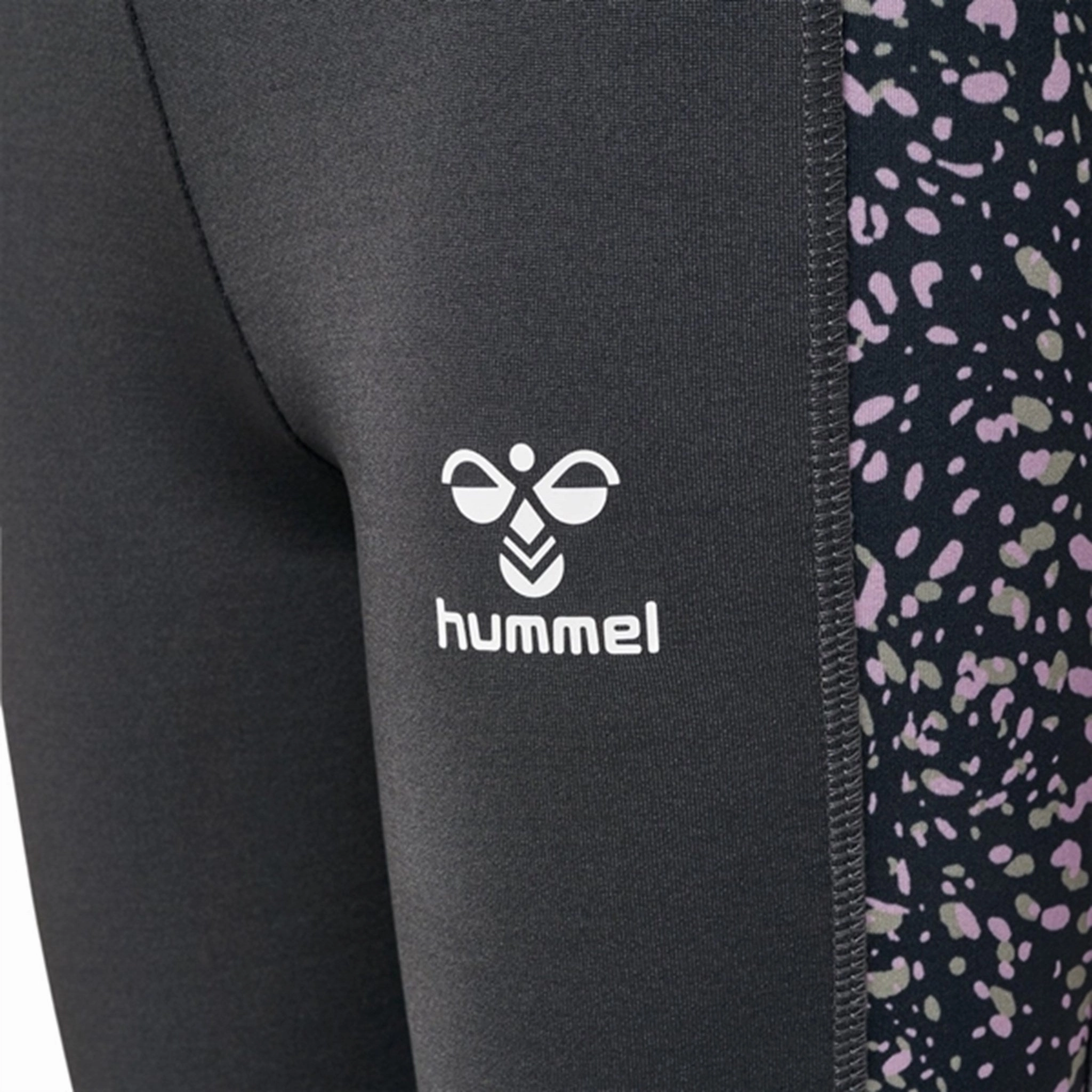 Hummel Asphalt Sanne Leggings Chilly Comfort Wear Layered Overlay Design