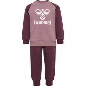 NonIrritatingStitching Maximum Flex Hummel Huckleberry Humming Crewsuit