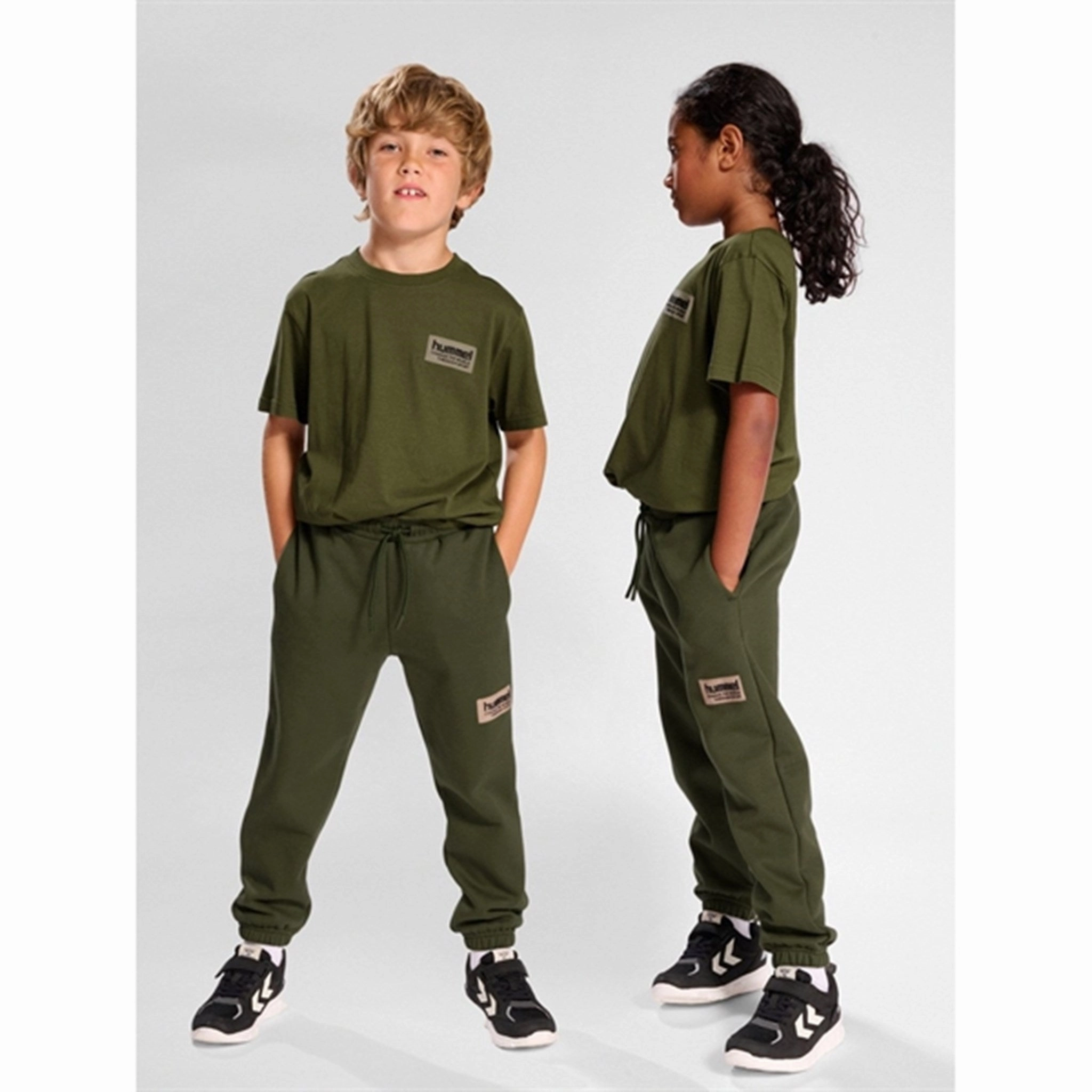 Solid colors Hummel Olive Night Dare Pants