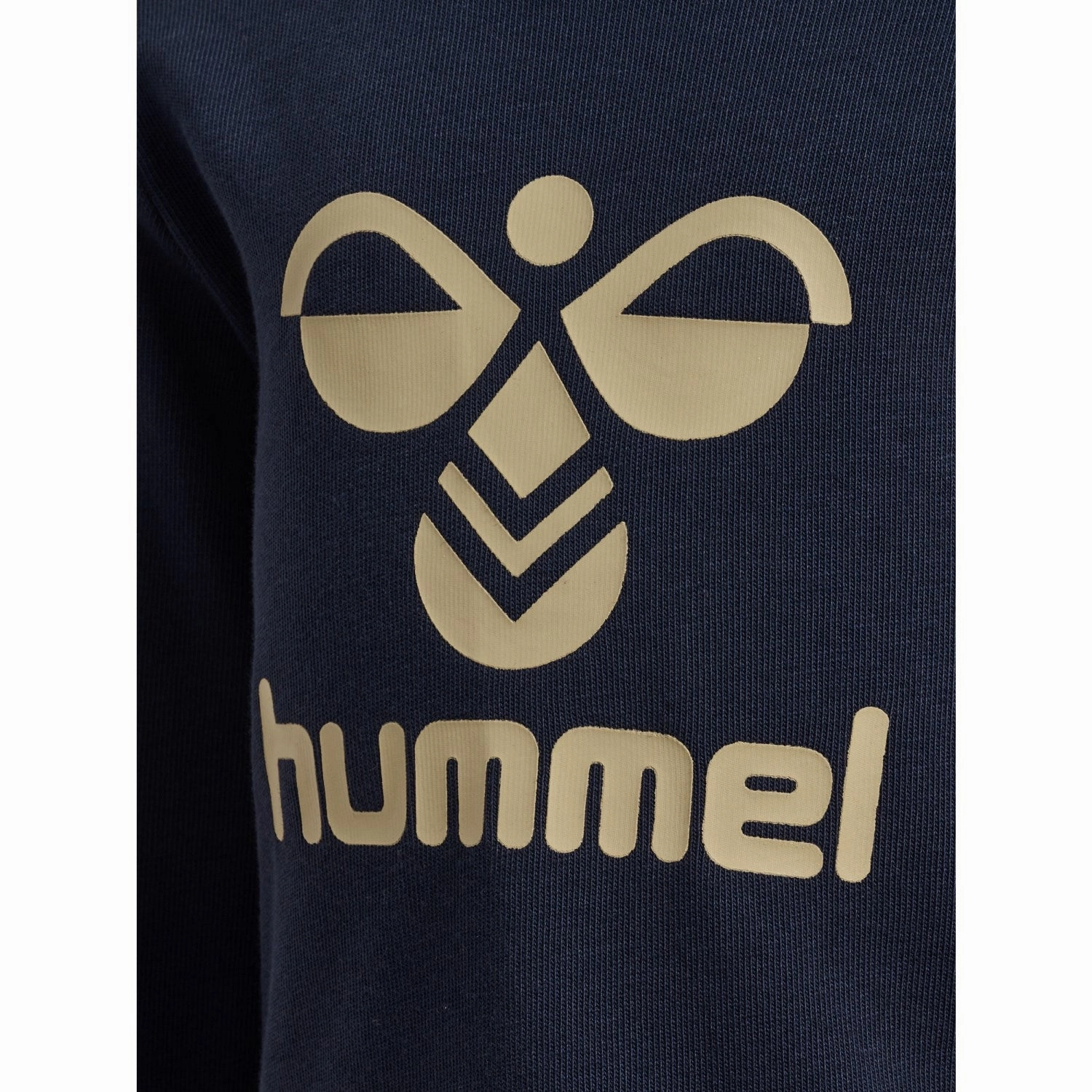 Hummel Parisian Night Arine Crewsuit Ultimate flexibility HygienicTreatment