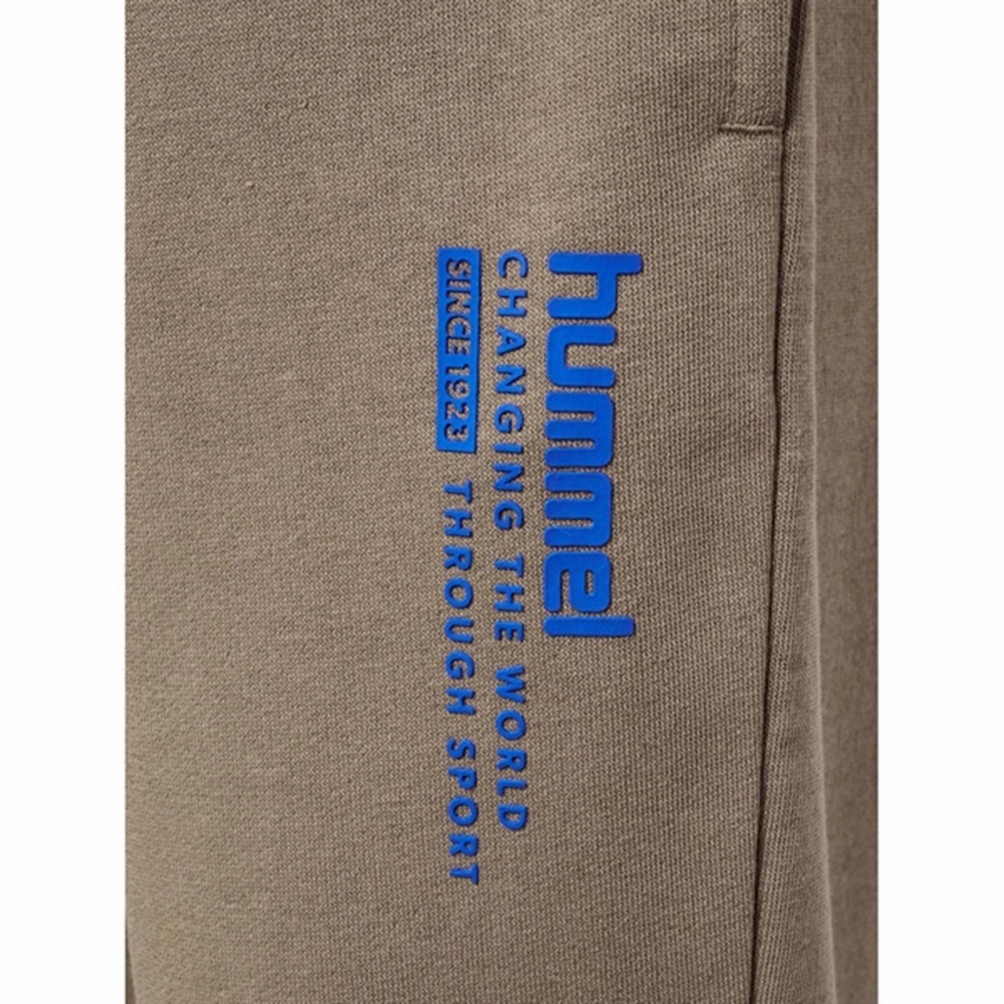 Hummel Roasted Cashew Dante Sweatpants Airtight Zipper Seals