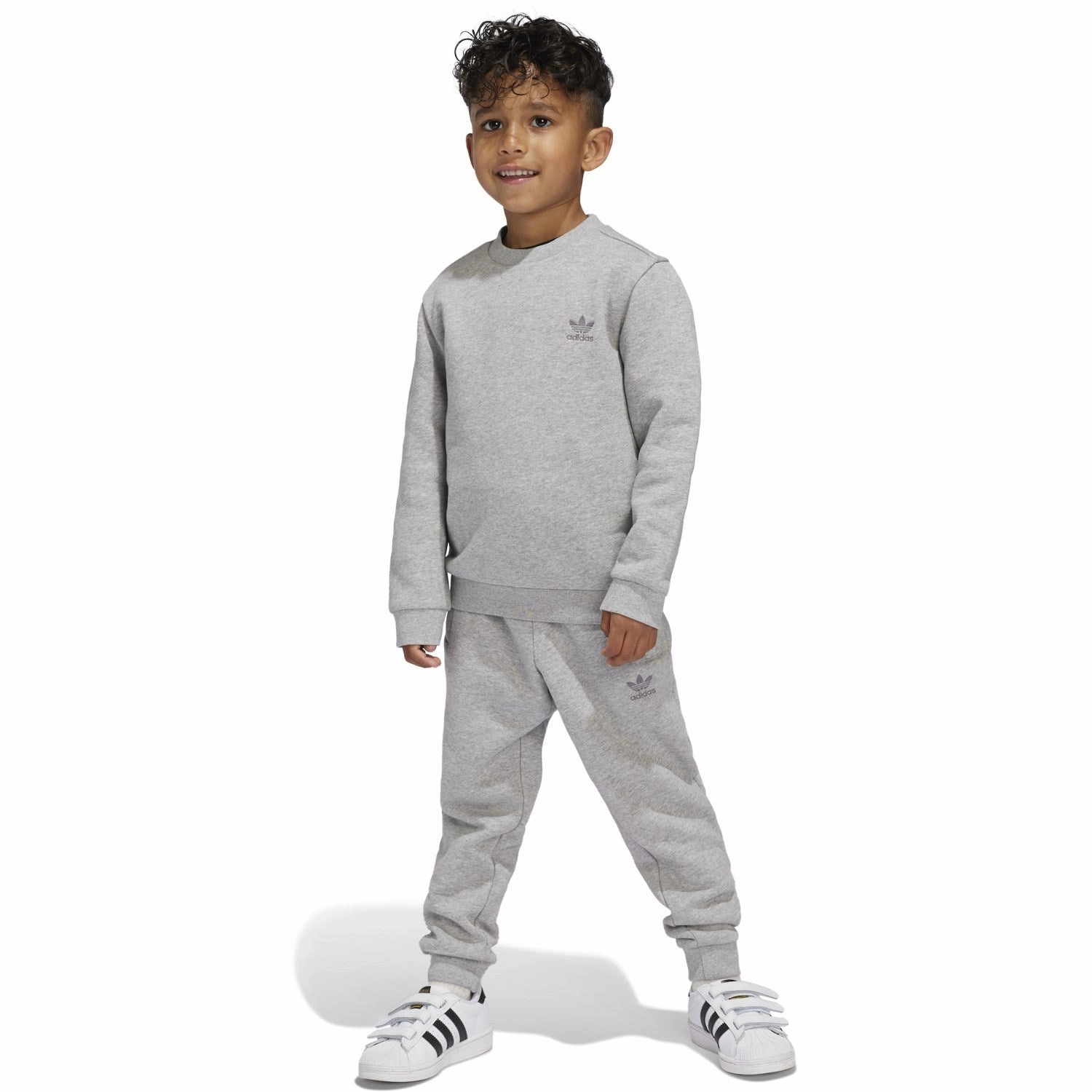 adidas Originals Mgreyh Crew Sweat Set AirflowChannels Dynamic Ergonomic Patterns