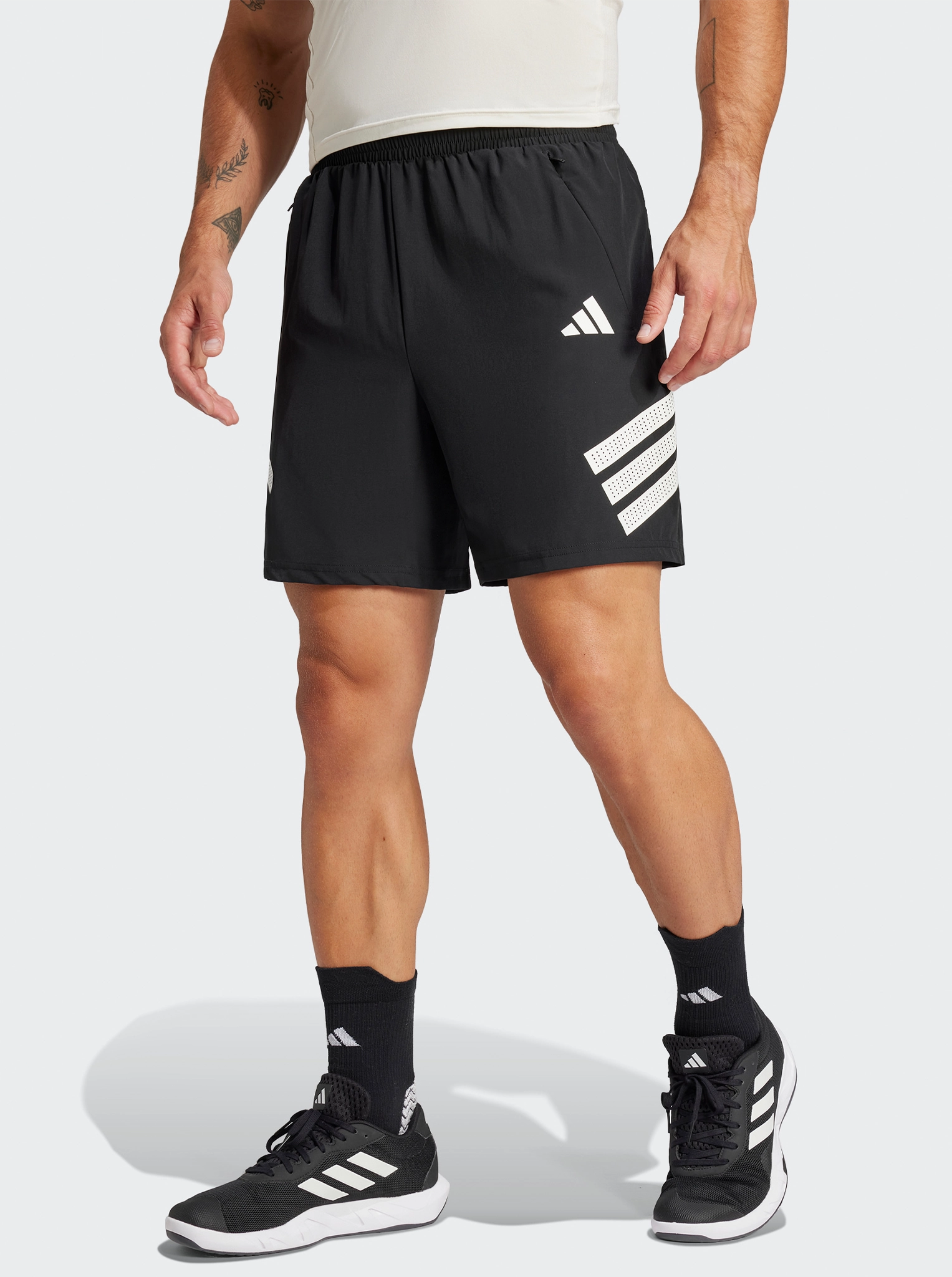 Quick Dry Material Icon 3-Stripes Gym Short
