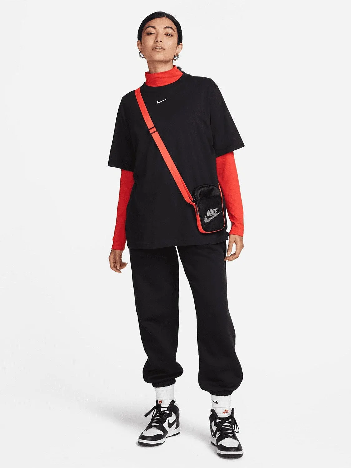 Simple and Chic Sublimation Resistant Fabric Sportswear Essential Tee