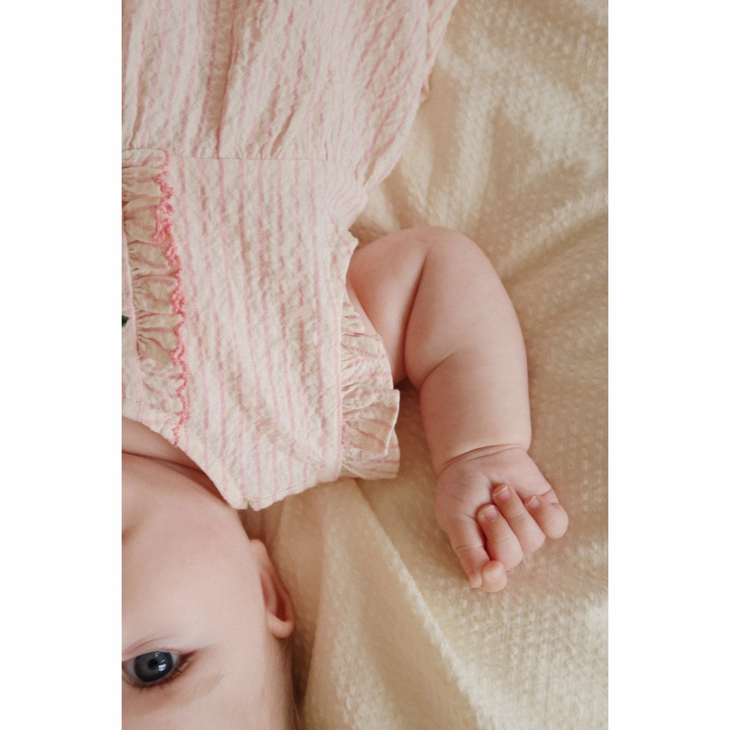 Training Sporty Konges Sl?jd Peony Stripe Ellie Frill Romper Gots