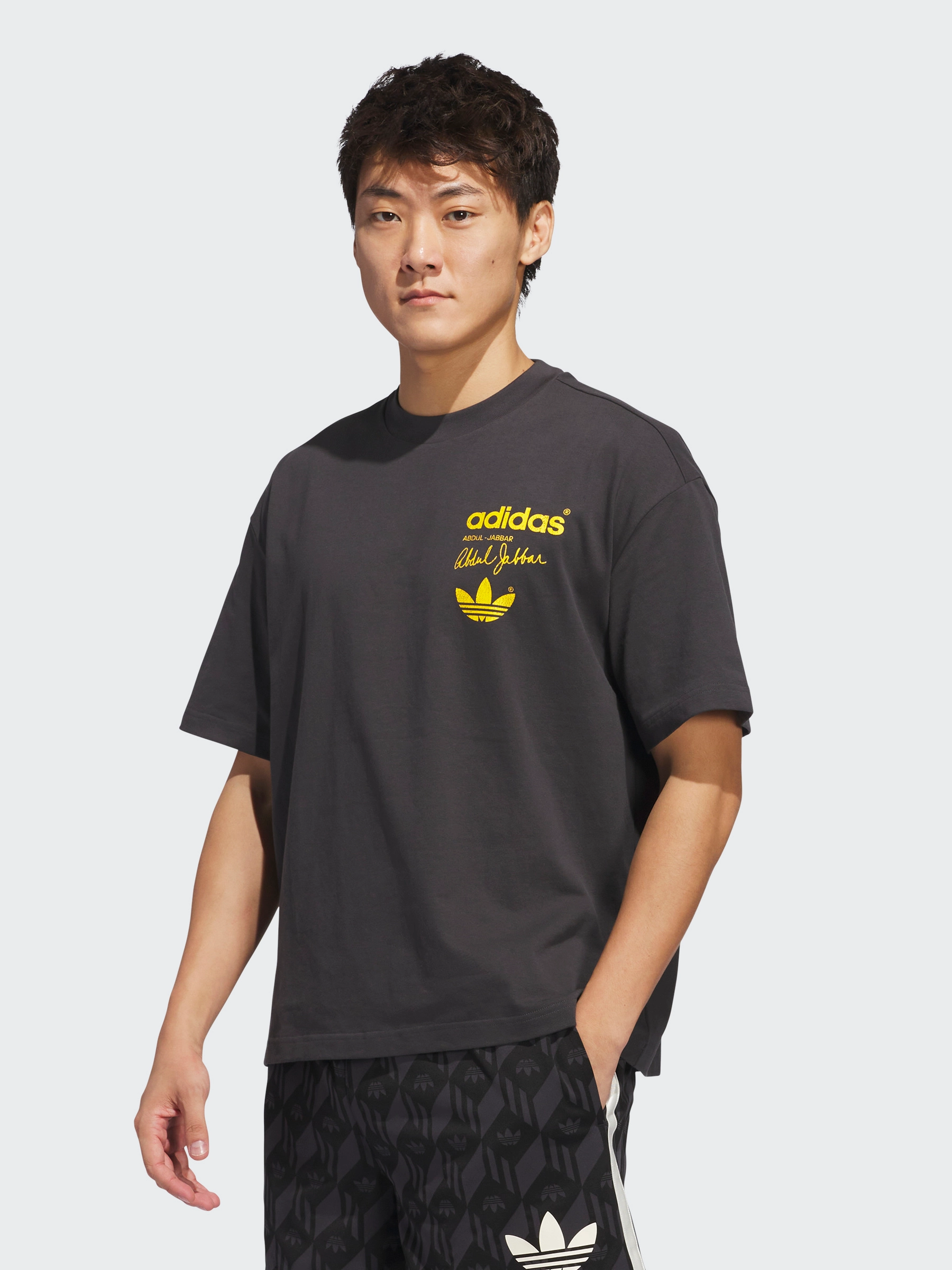 Kareem Skyhook Tee Unisex perfect for all-day wear Light Wear