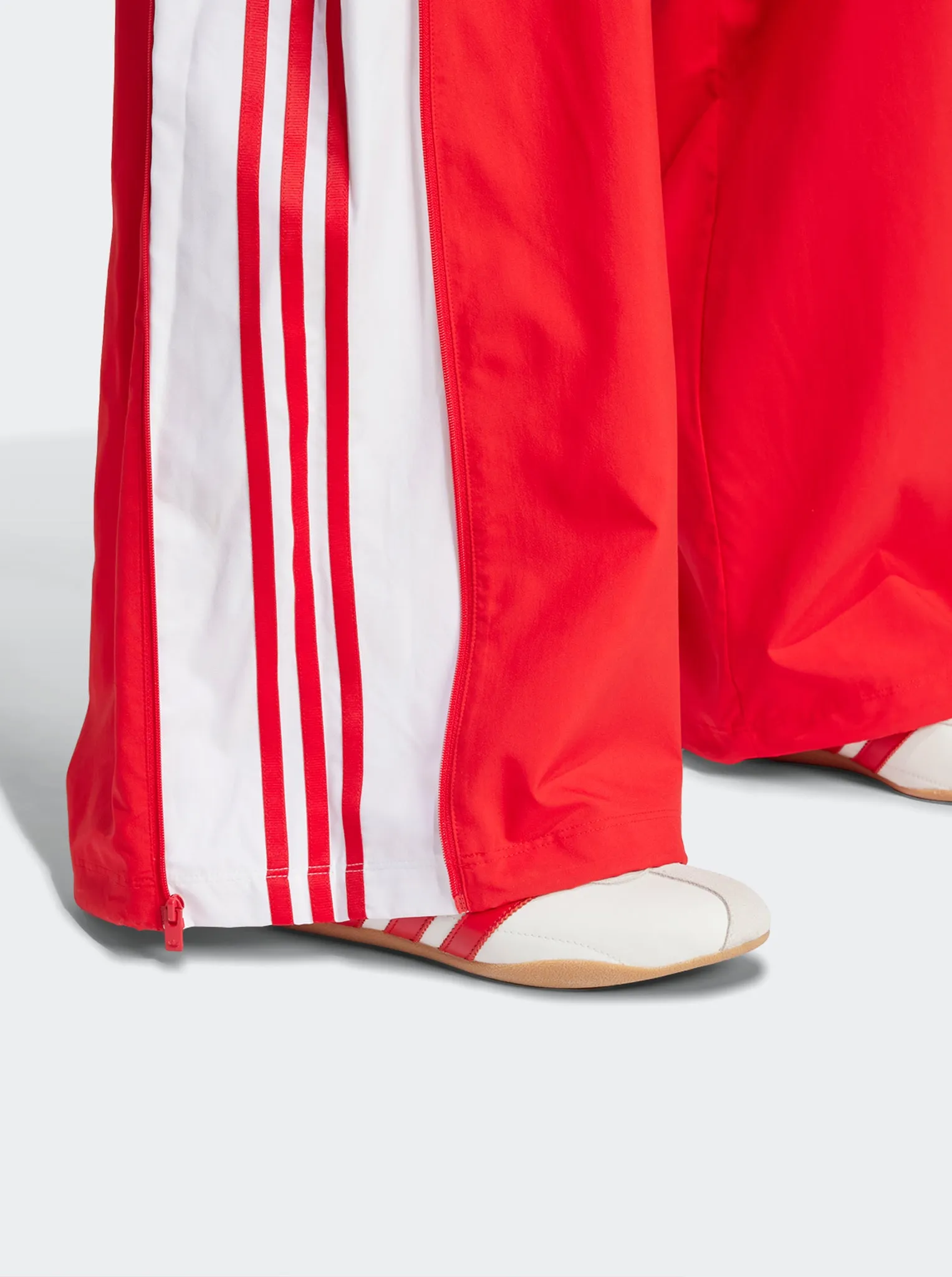 Minimalist Design Adilenium Season 3 Zip Track Joggers