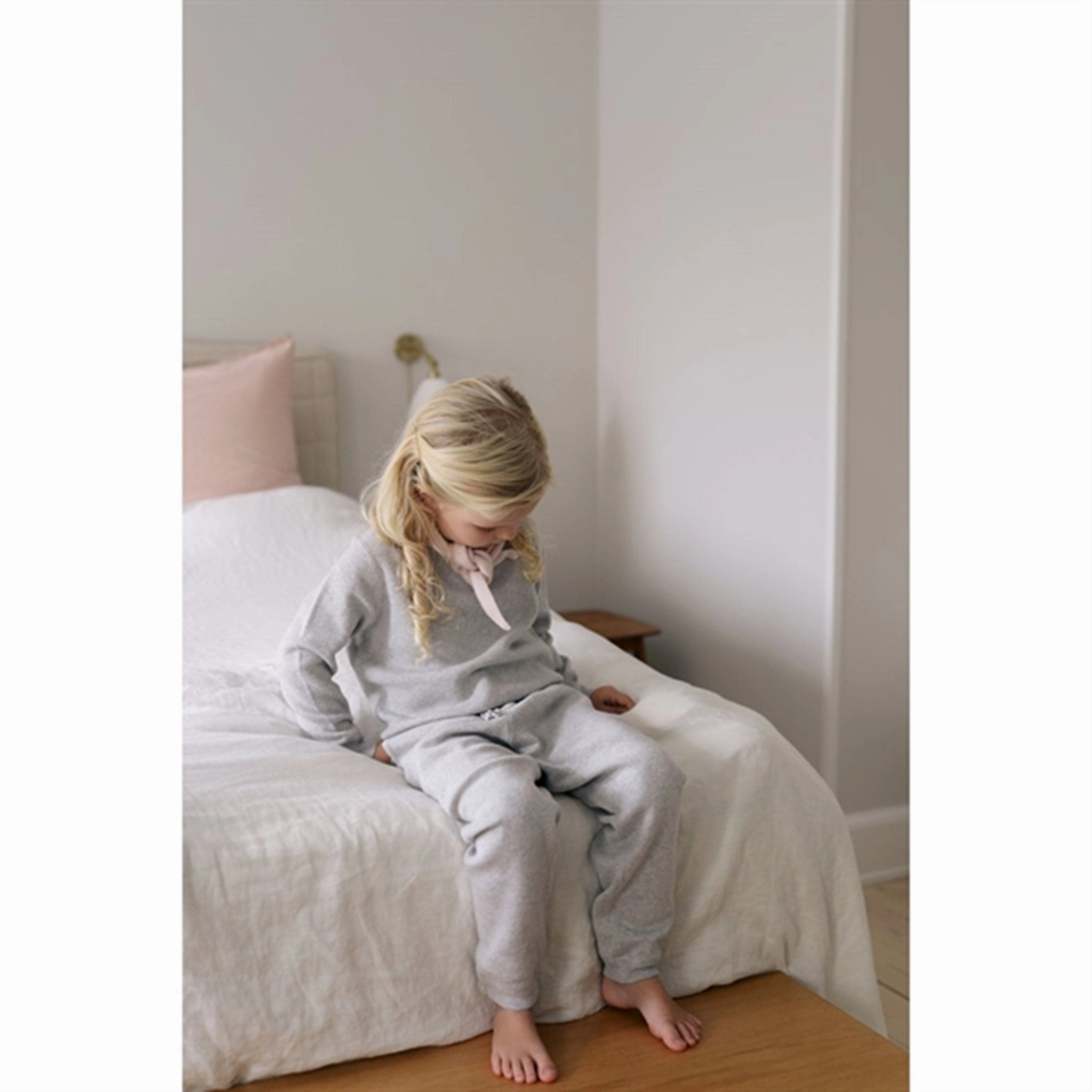 Unilateral Tension Structure Airtight Zipper Seals HOLMM Silver Shadow Reims Knit Pants