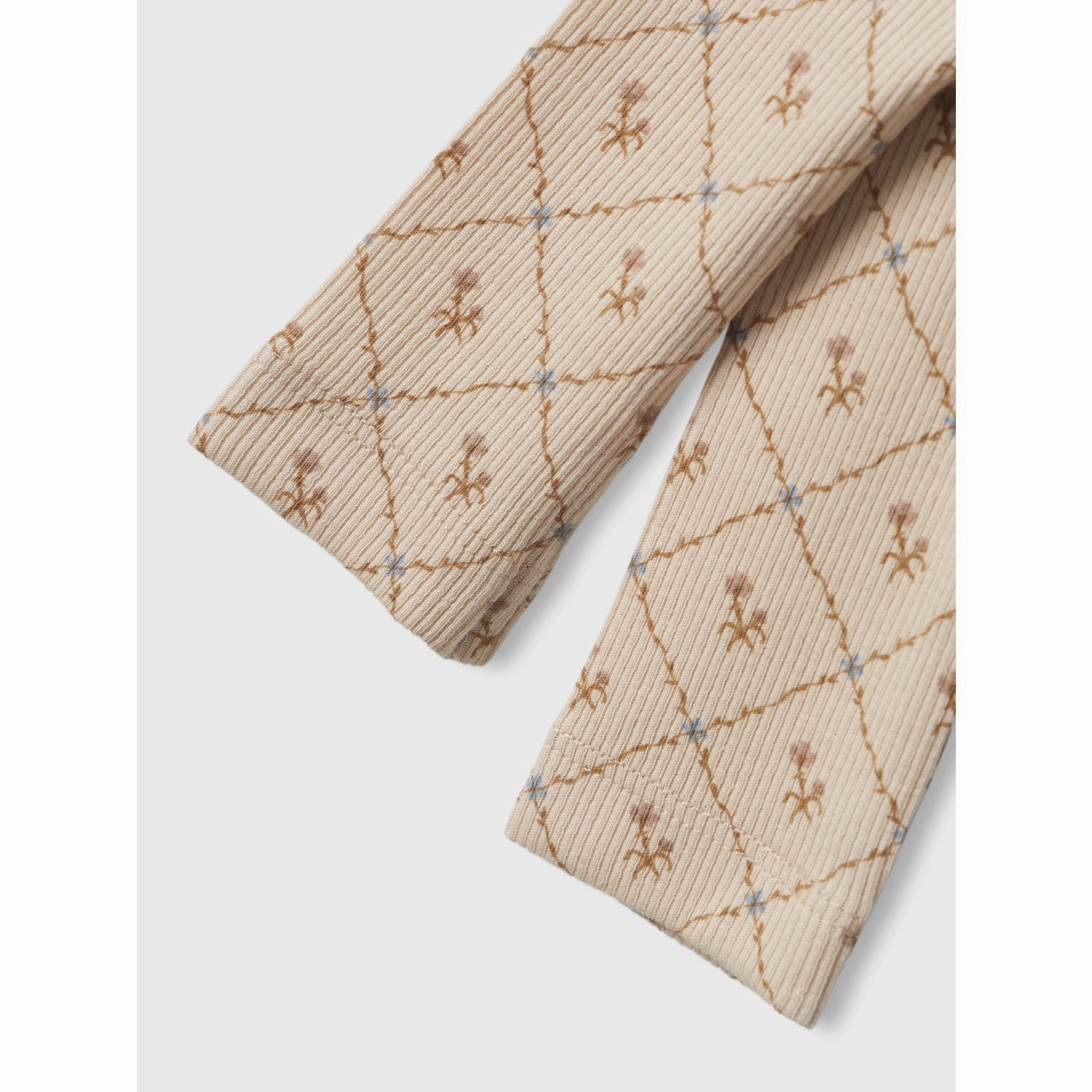 Lil'Atelier Gray Morn Gago Kef Slim Leggings Fashionable Look