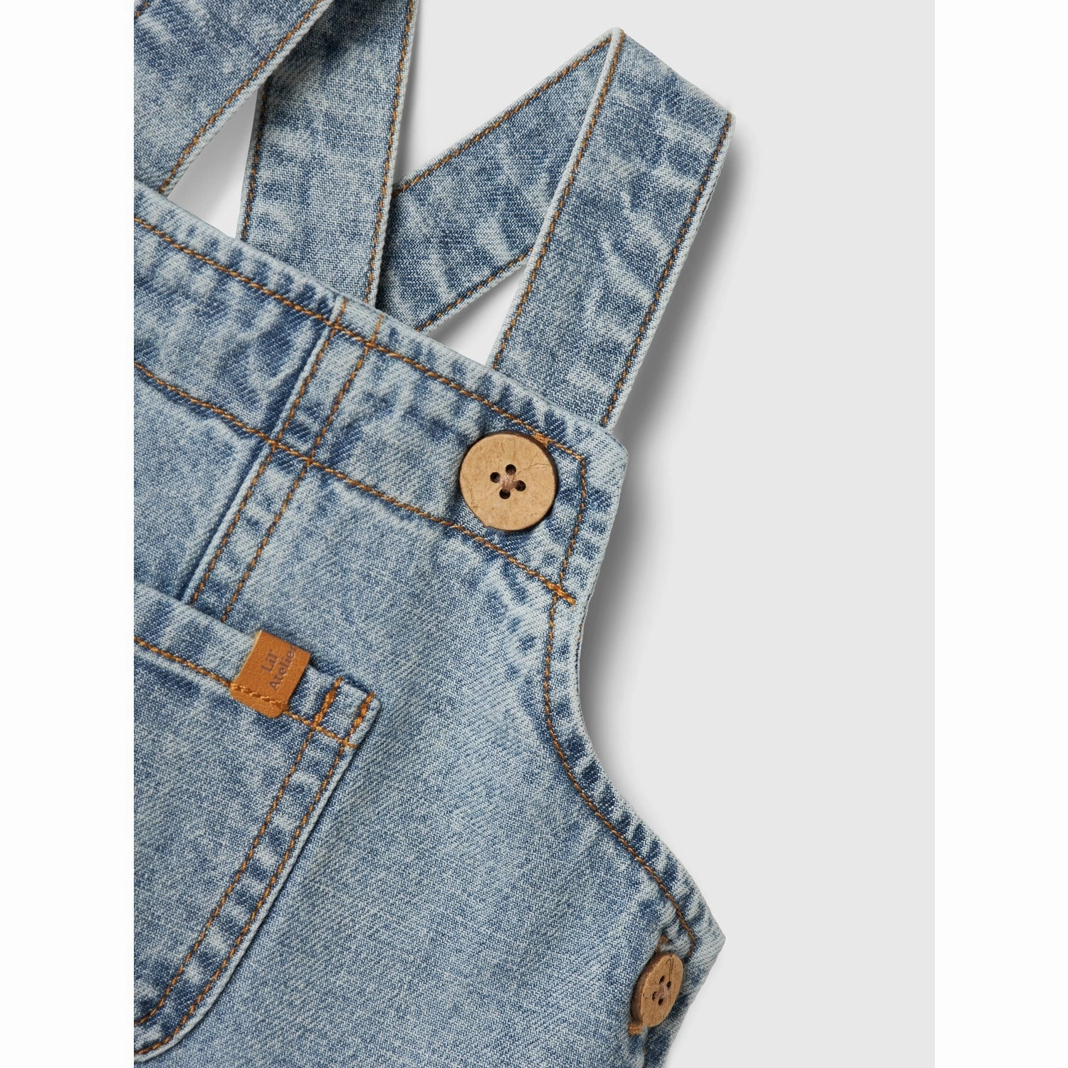 Lil'Atelier Light Blue Denim Nbmhilbert Dnm Shortoverall 1118-Hl Lil Thermal regulation Timeless Appeal