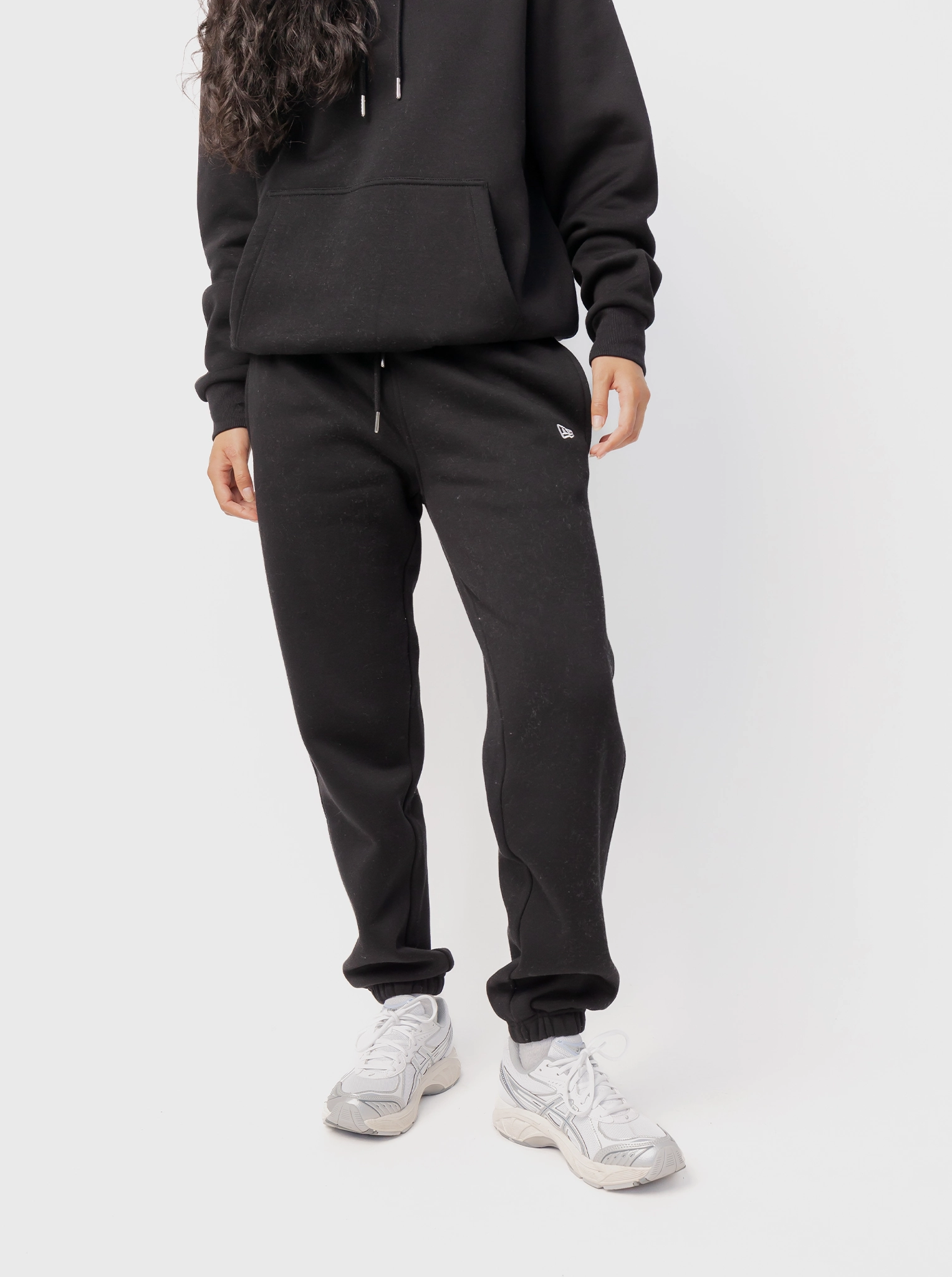 Hip Friendly Pockets SmoothZipClosure Logo Fleece Track Pant