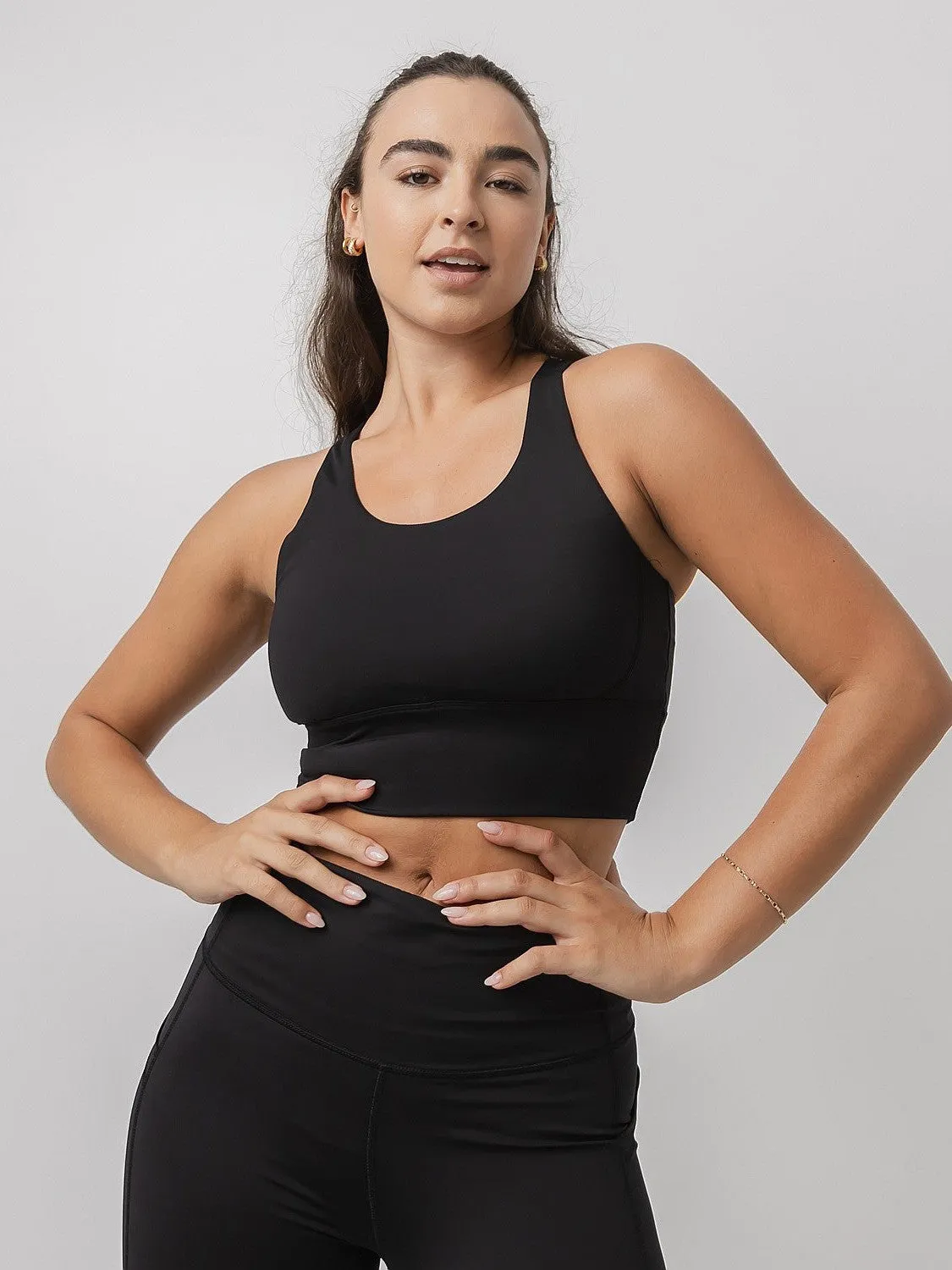 Polyester active clothing Longline Sports Bra In Black