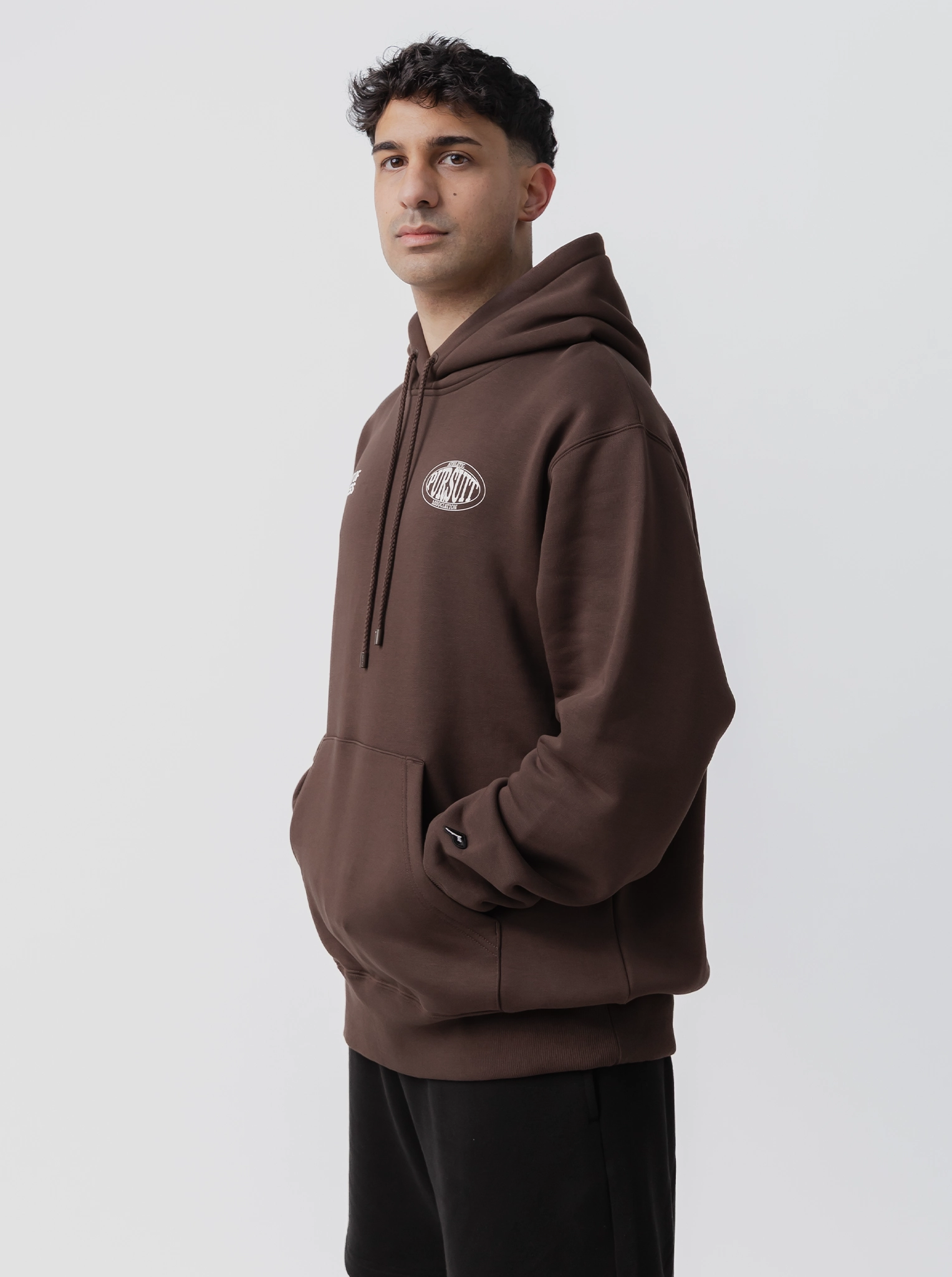 performance costume Chest pocket Athletic Heavyweight Pullover in Umber