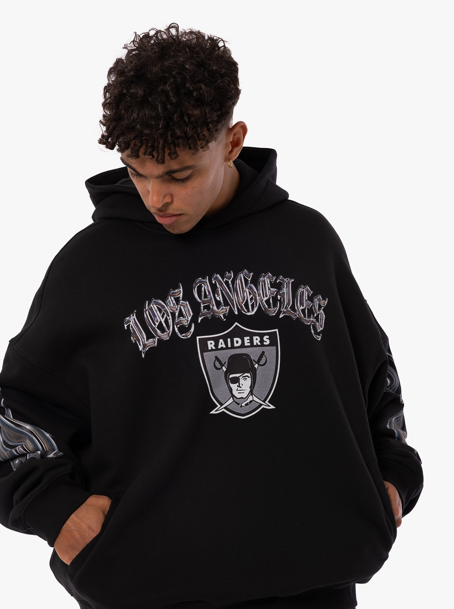 Errand Ready Oversized Silhouette Los Angeles Raiders Hoodie