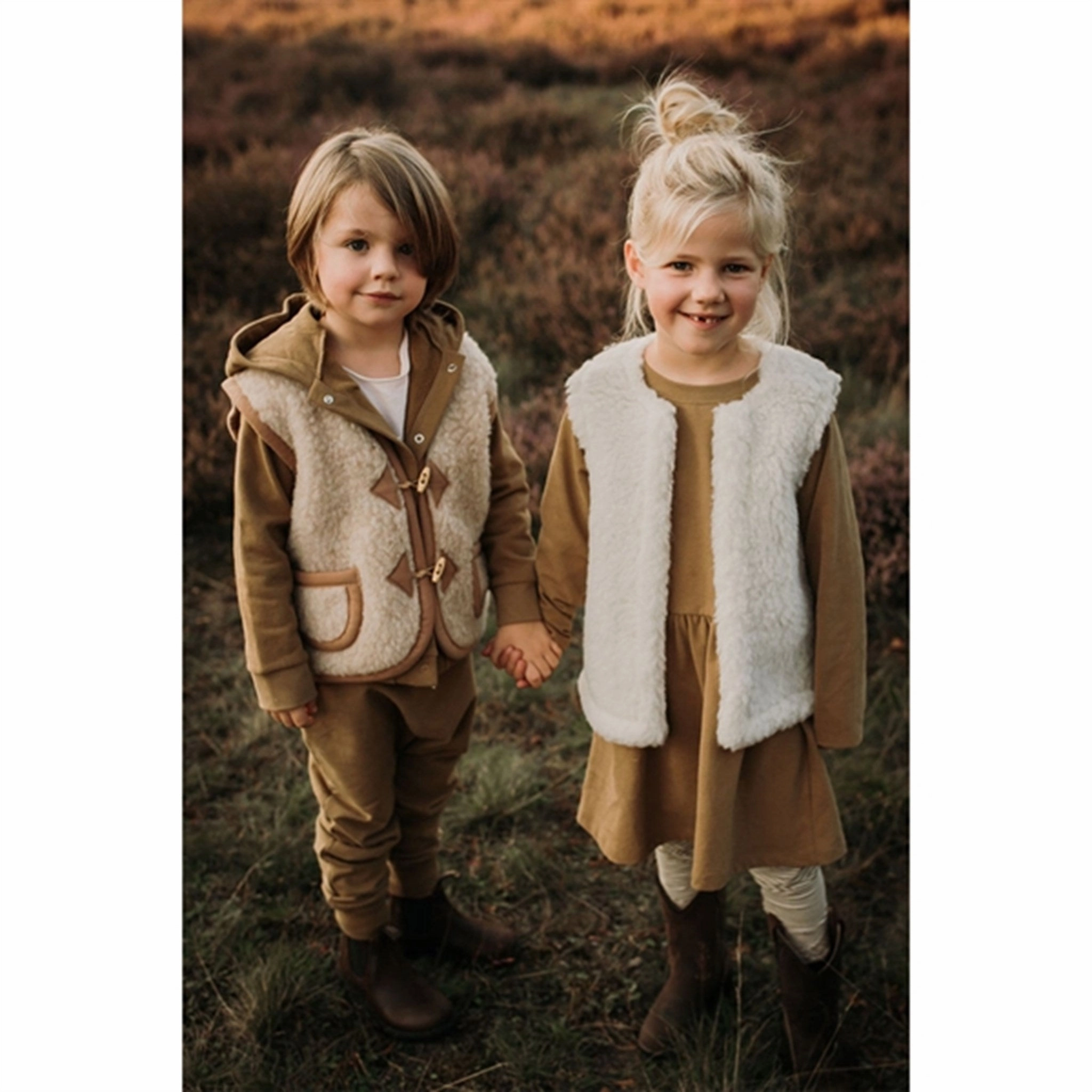 Dependable preparation Alwero Vest Alpen Junior Beige