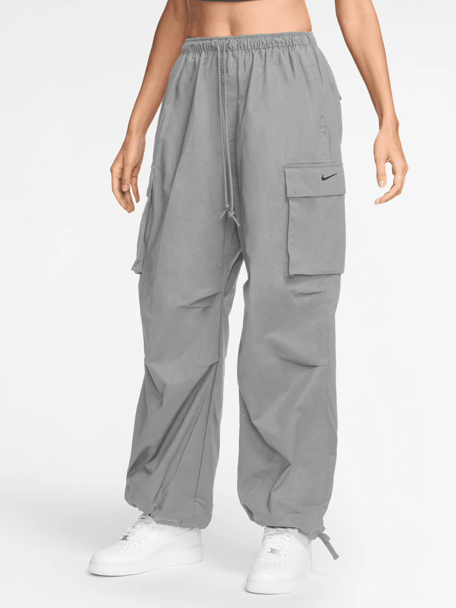 Mid-Rise Oversized Cargo Trousers Flexible Design