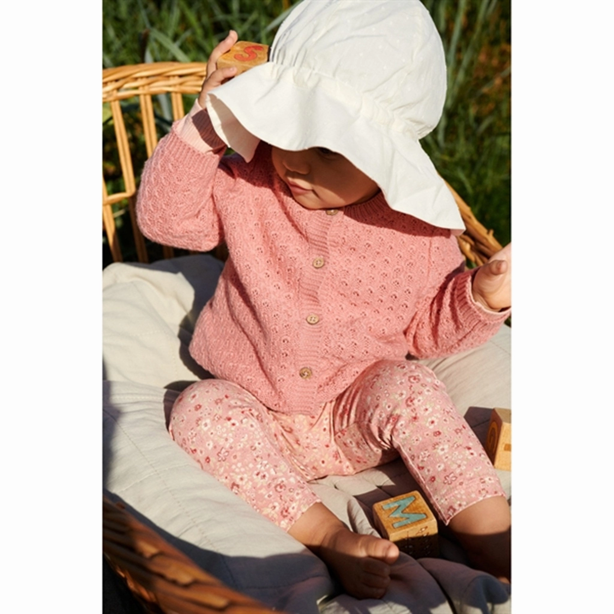 Airport Travel Active Lifestyle Wheat Rosette Flowers Leggings Jules