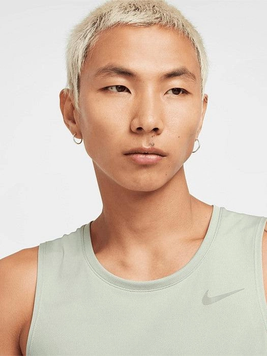Miler Dri-FIT Running Tank SlimFit Essential Comfort