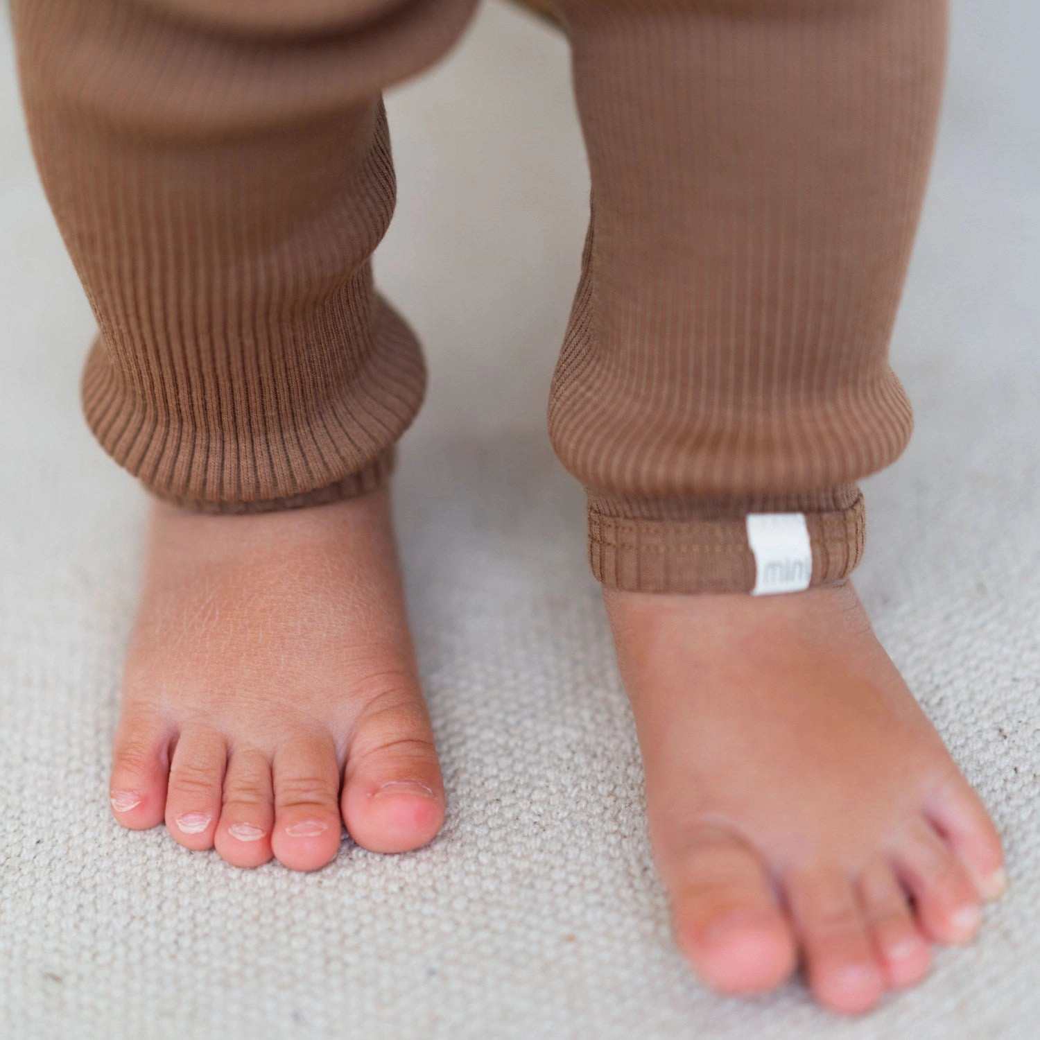 Minimalisma Toffee Arona Leggings Effortless Comfort Wear