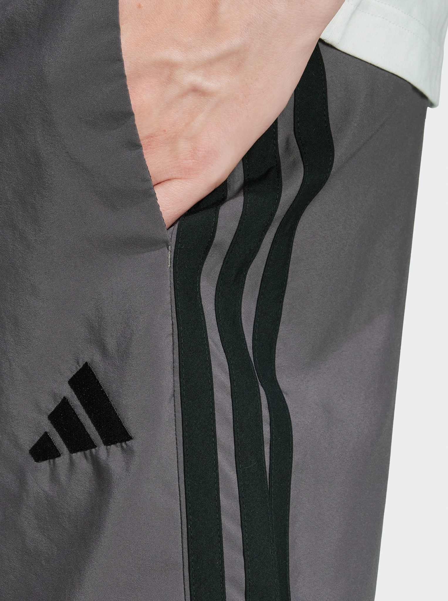 3-Stripes Chelsea Short Zero Bulk Packaging