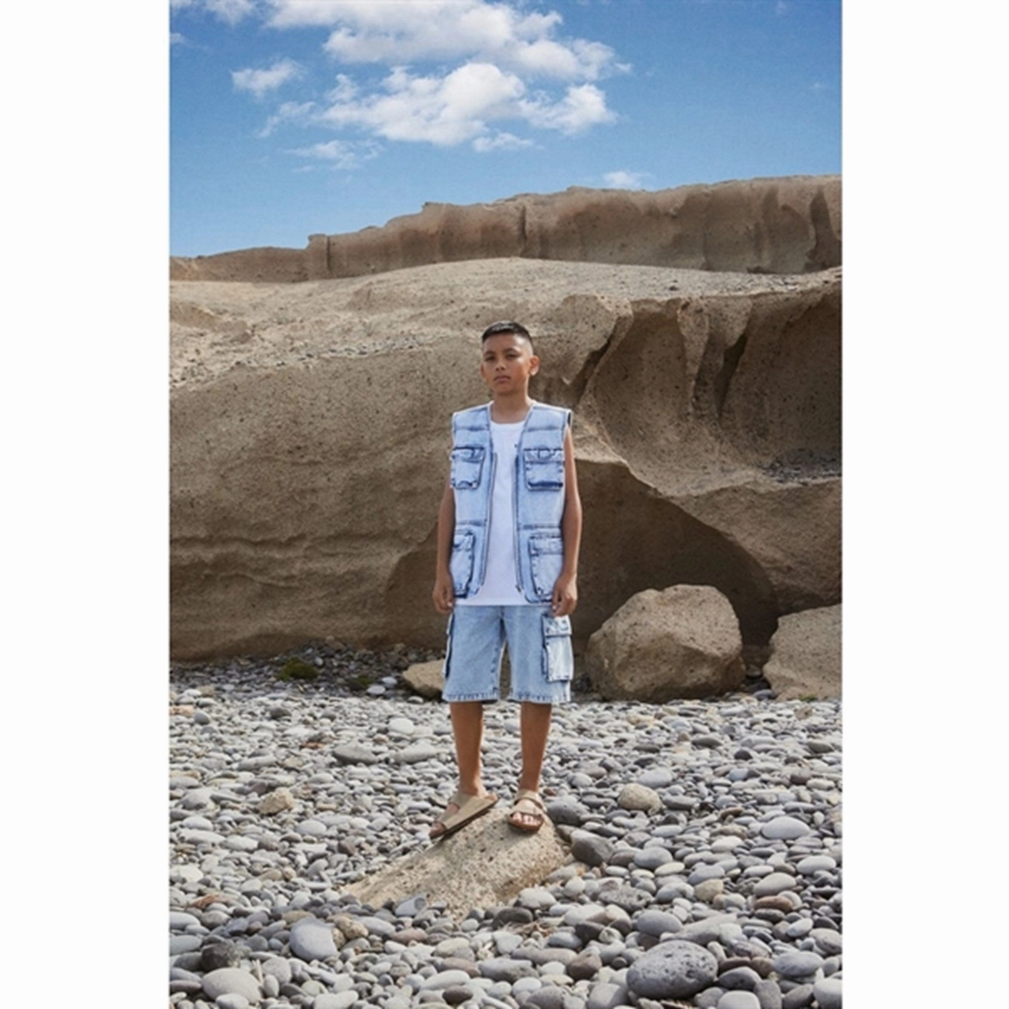 Molo Light Stone Denim Haikon Vest recognition Modern