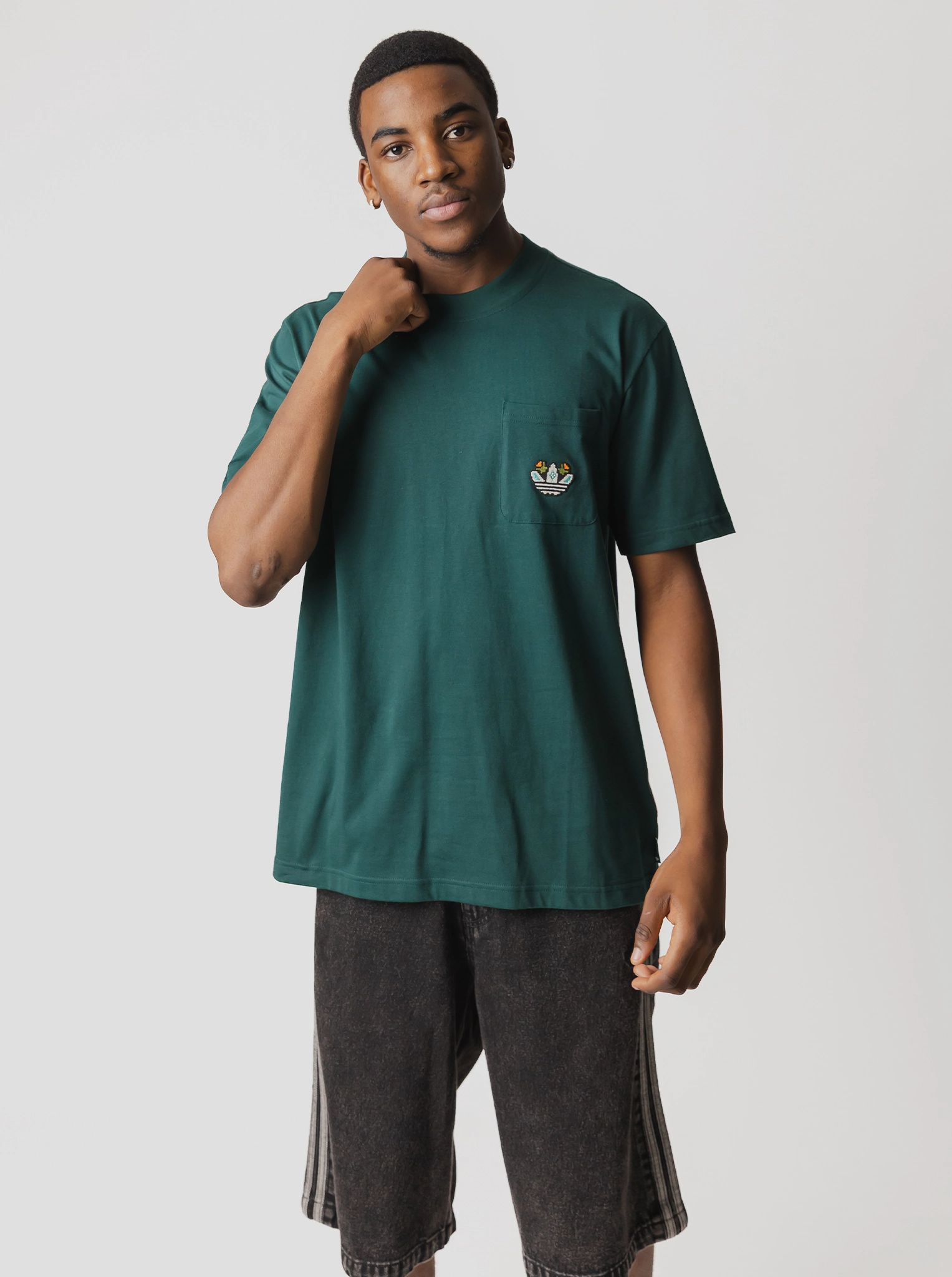 Comfy Essentials Wear SoftTouchFinish Monogram Loose T-Shirt