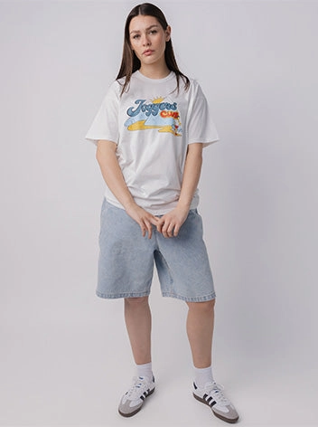 Travel Outfit Sustainable Fibers Mountain Graphic Tee