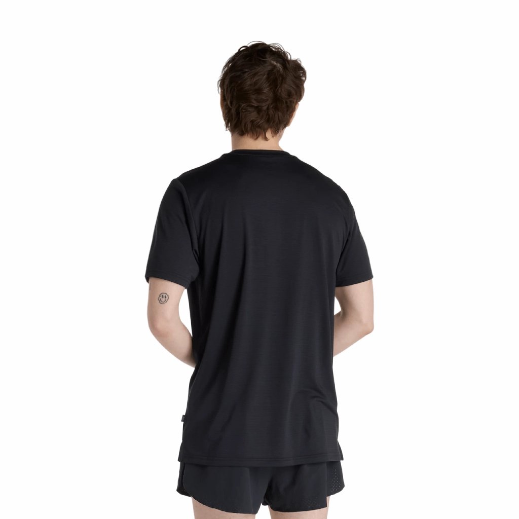 City Smart Look Street Casual New Balance Essential Graphic Run T-Shirt Men