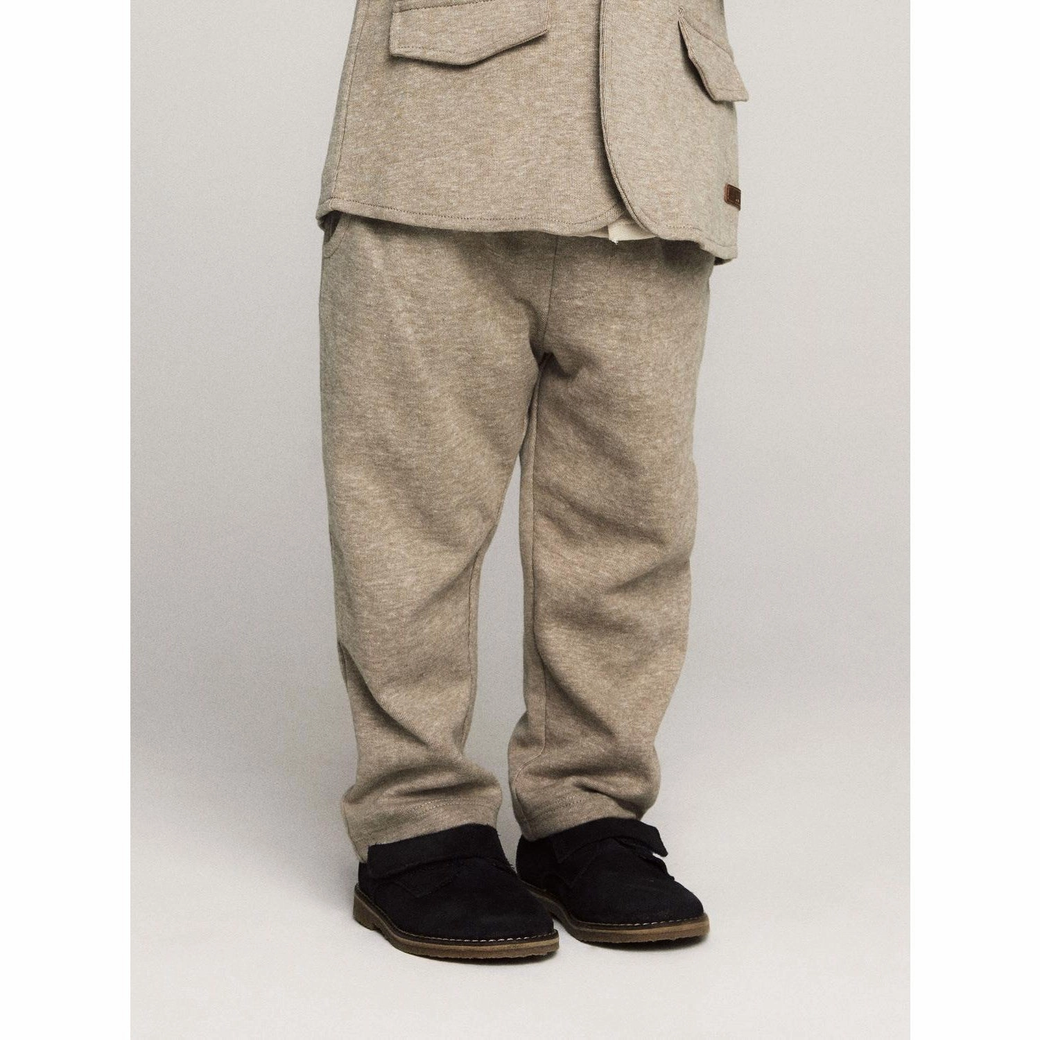 WaterResistantCoating model venue Name It Pure Cashmere Follow Sweatpants