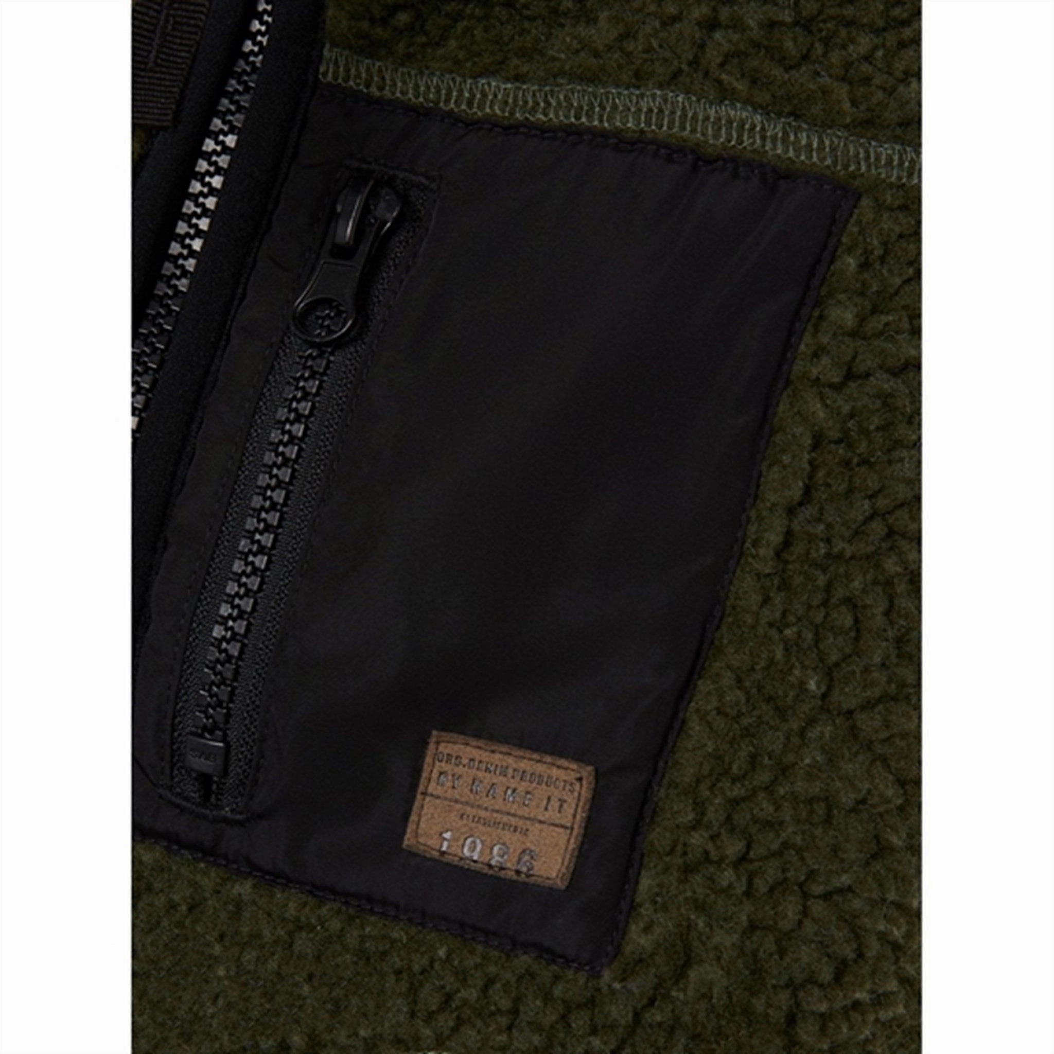 Name it Thyme Magot Teddy Vest teen's Ventilated Back