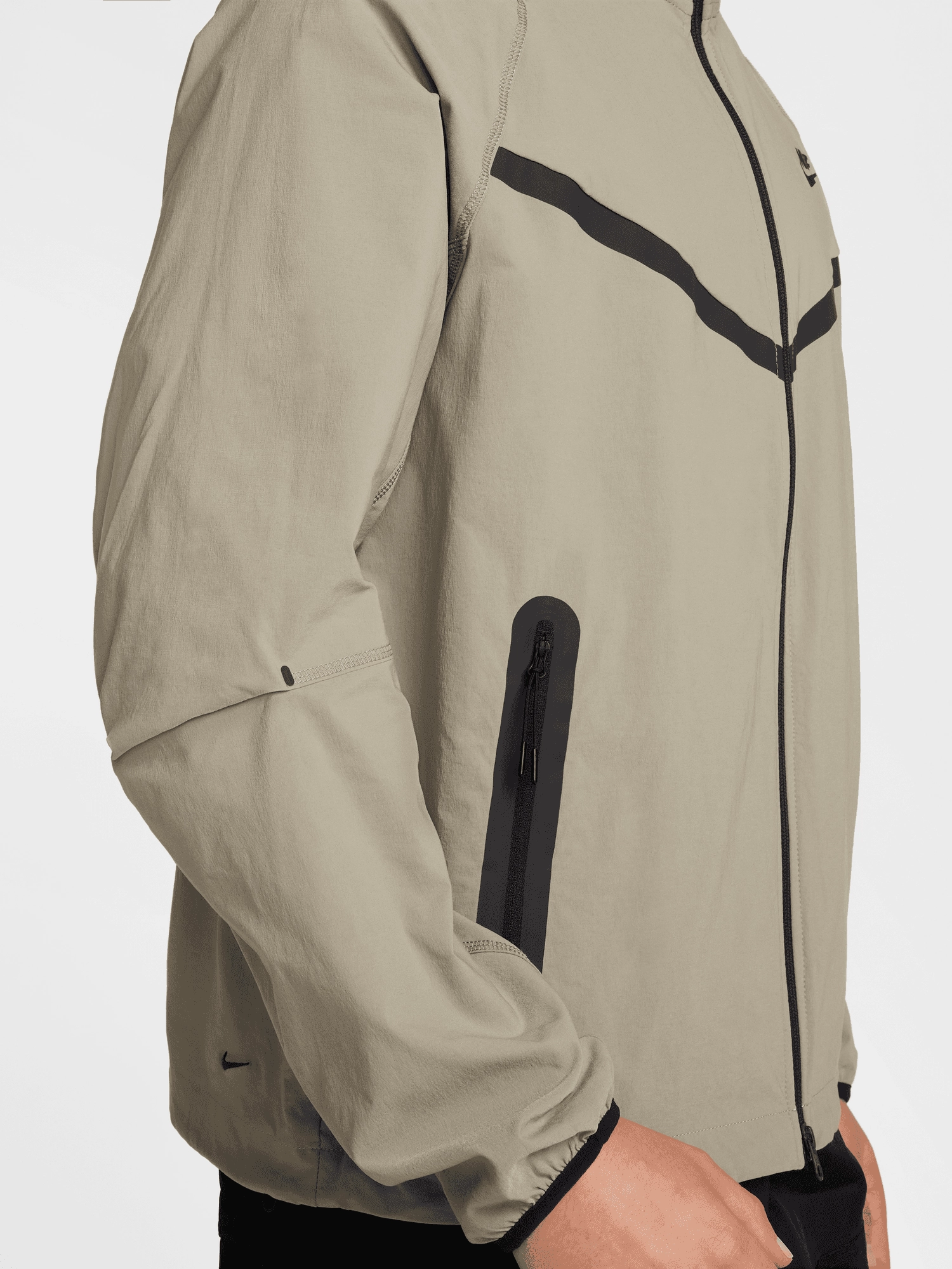 Tech Woven Jacket Service Compression Fold Design