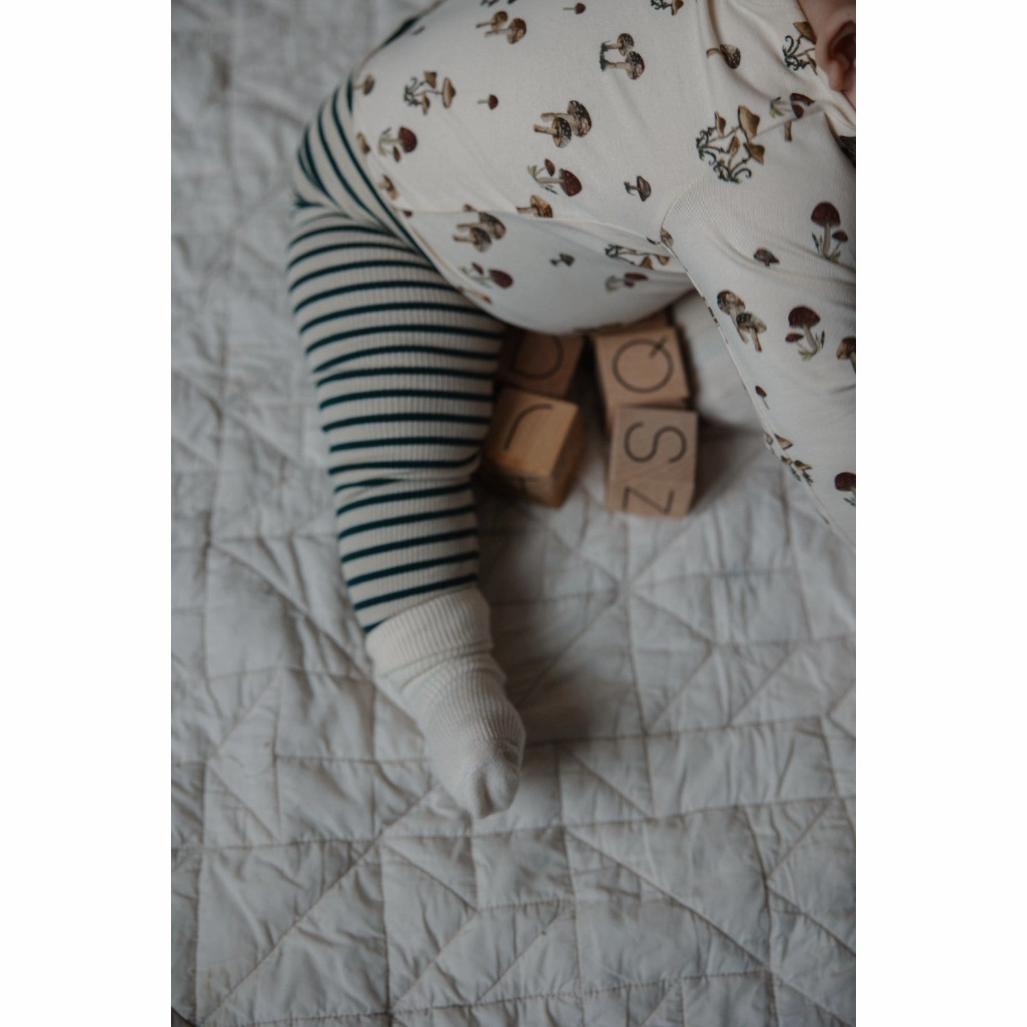 Petit Piao Dark Sea/off White Legging Modal Striped Daily Style Premium Stretch