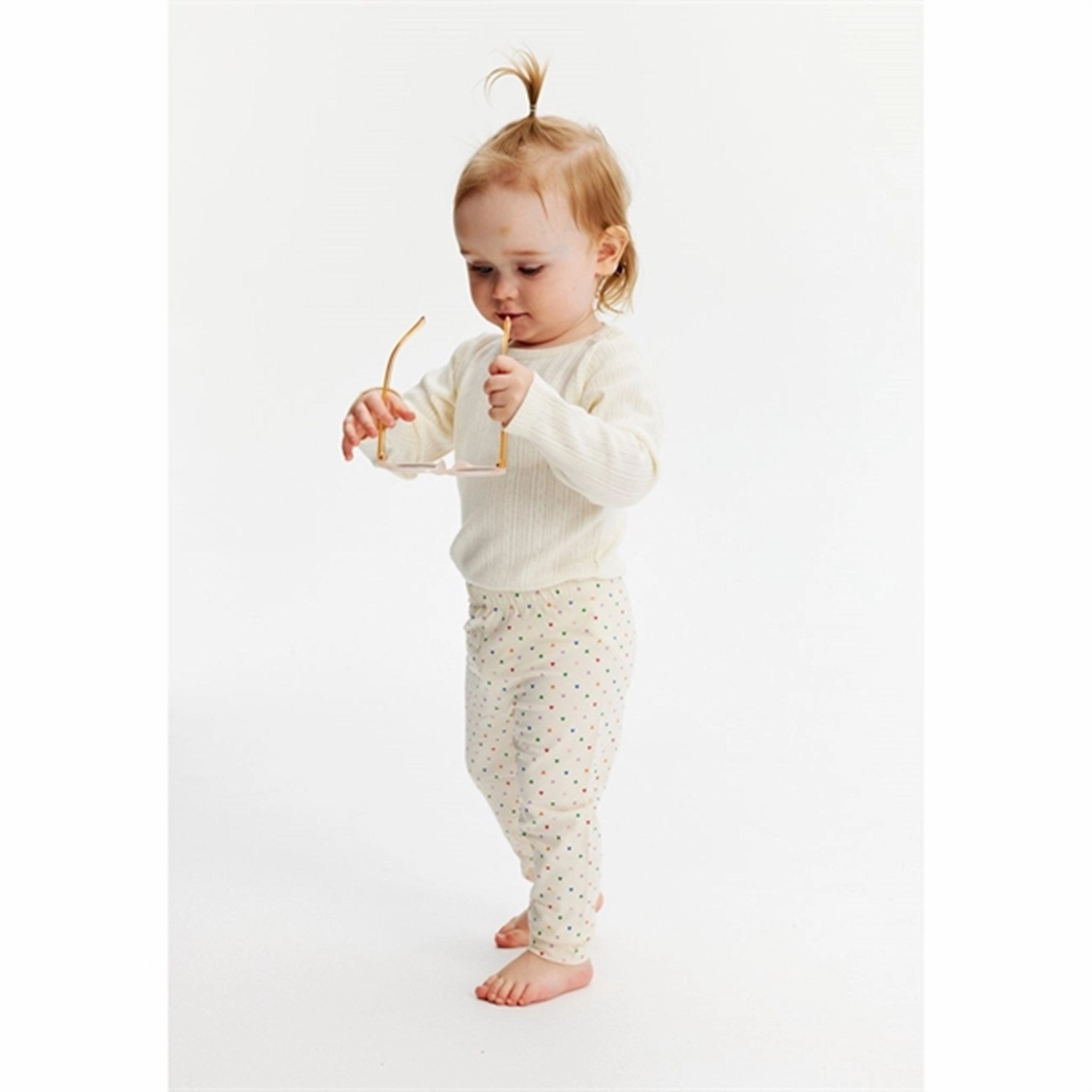 Budget Friendly Camping Gear THE NEW Siblings White Swan Jayda Leggings
