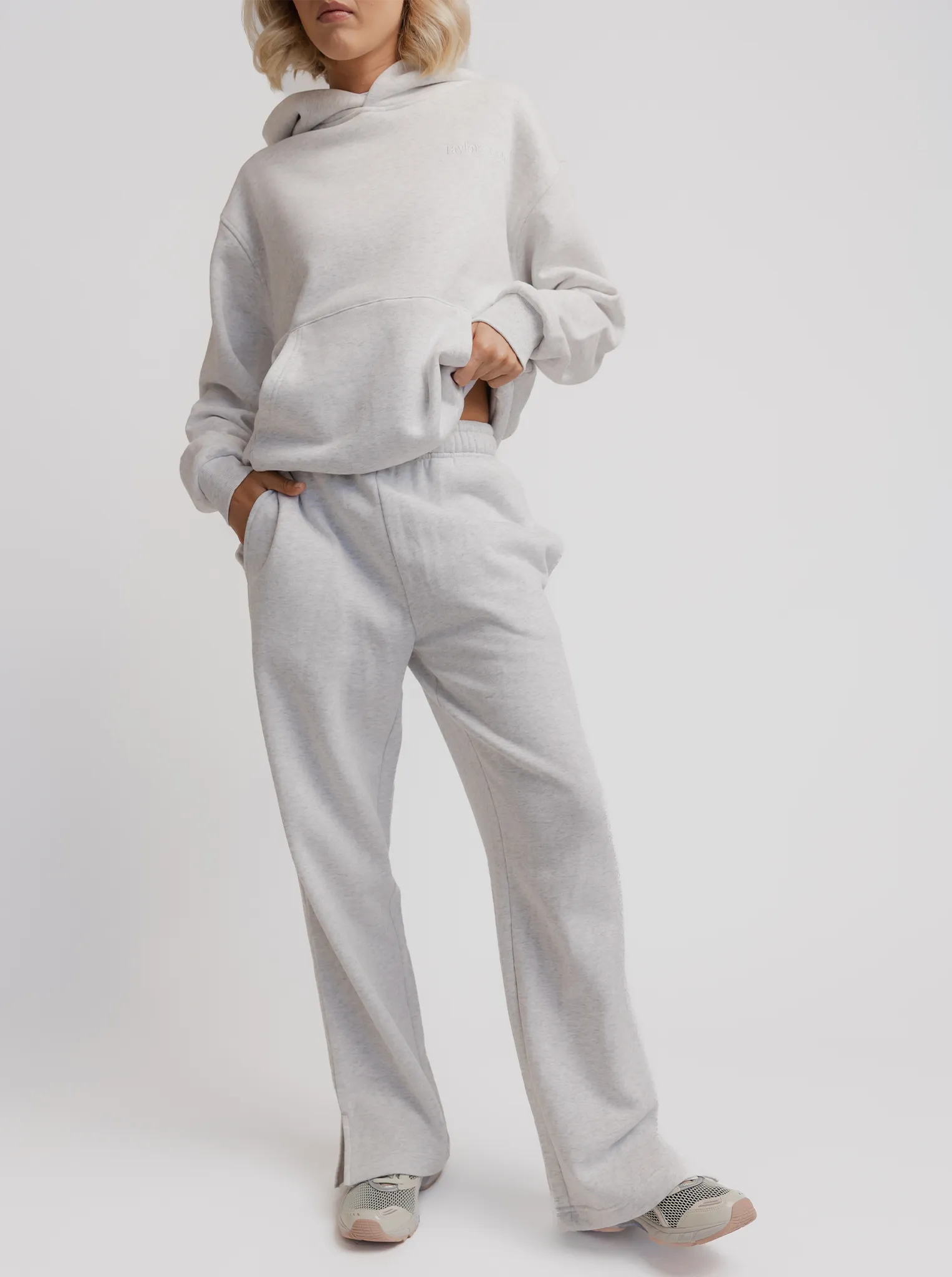 Trendy Vibe Bootcut shape Wide Leg Sweats in Snow Marle