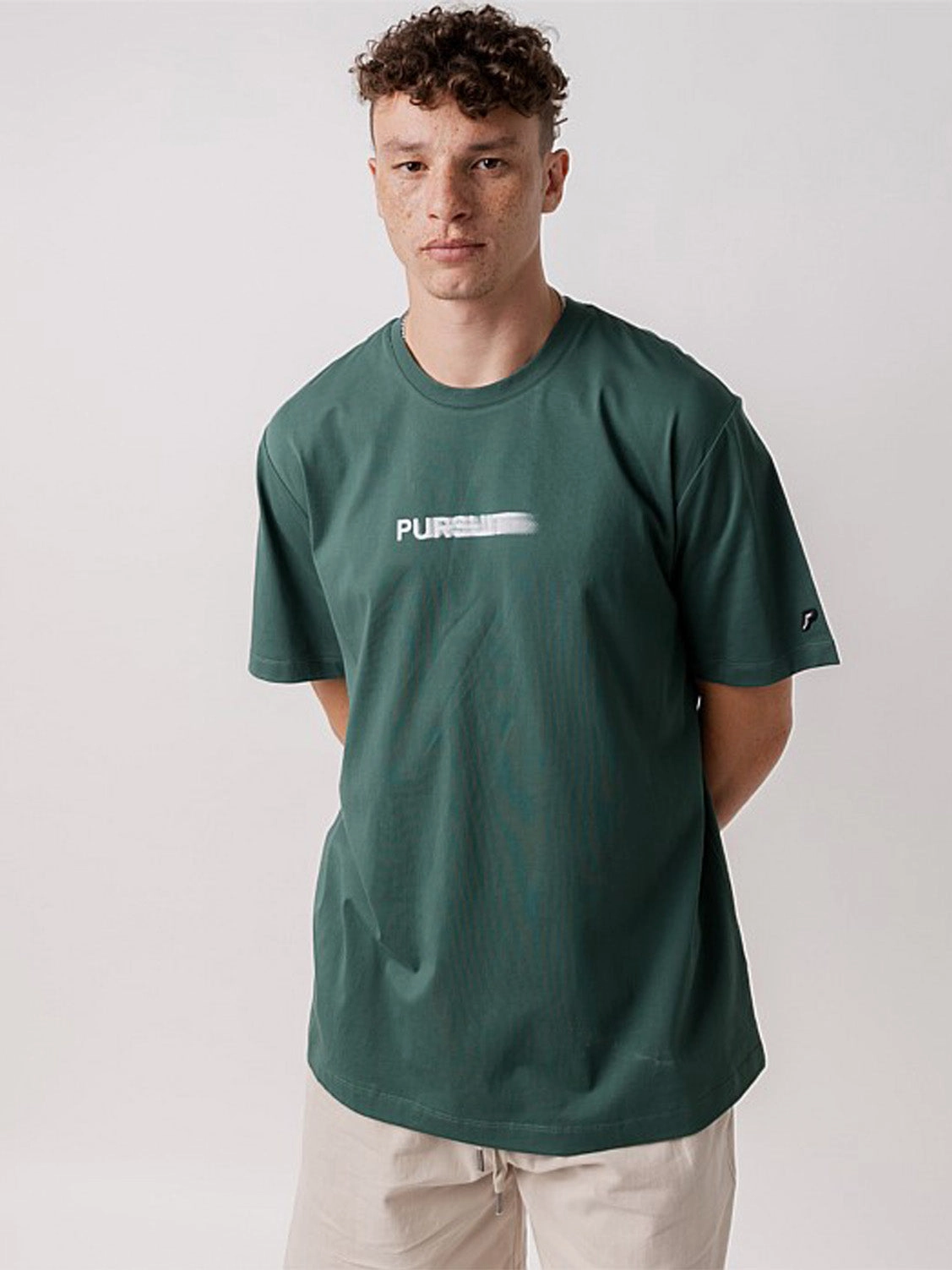 Ribbed collar Casual Choice Blur Logo Track Tee in Stadium Green